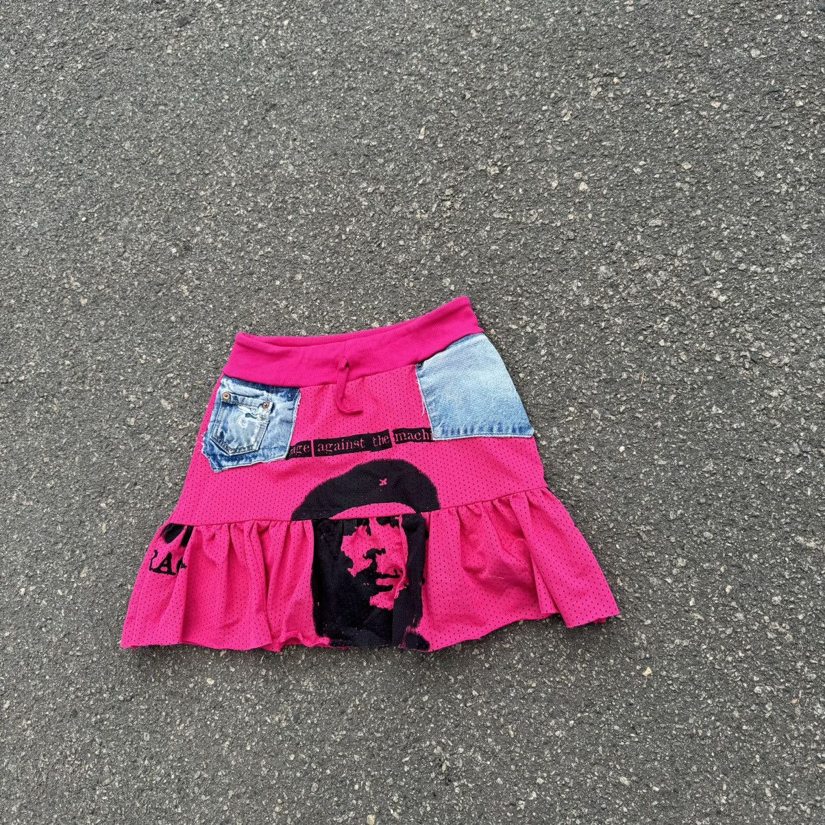 Designer × Japanese Brand × Vintage vintage 90s skirt che guevara smash rare y2k streetwear Size 28" / US 6 / IT 42 - 3 Thumbnail
