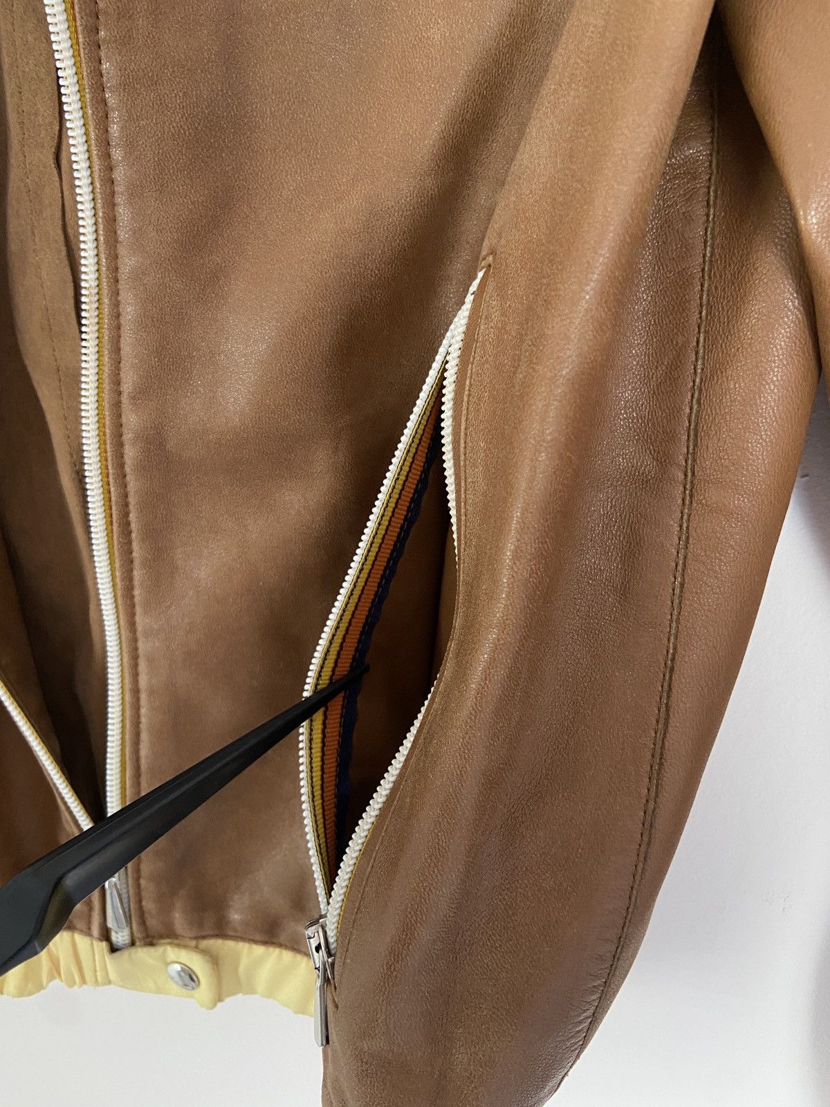 Miu Miu 90s MIU MIU Leather Bomber Size S / US 4 / IT 40 - 8 Thumbnail