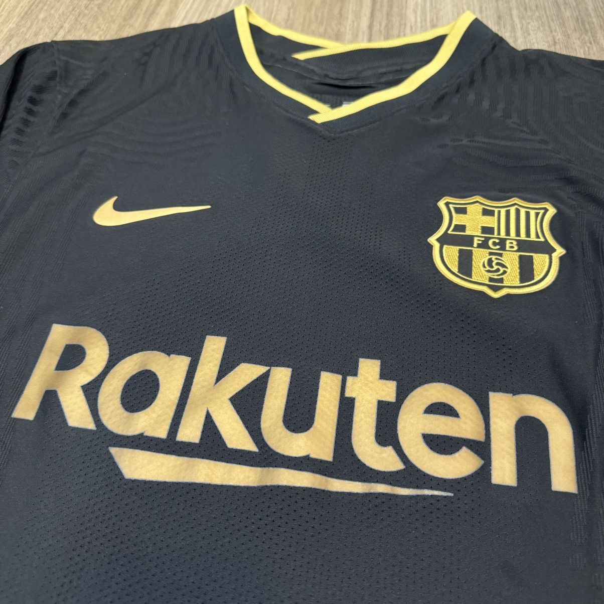 Nike Barcelona 20/21 player issue L/S away shirt #3 Pique Size US L / EU 52-54 / 3 - 3 Thumbnail