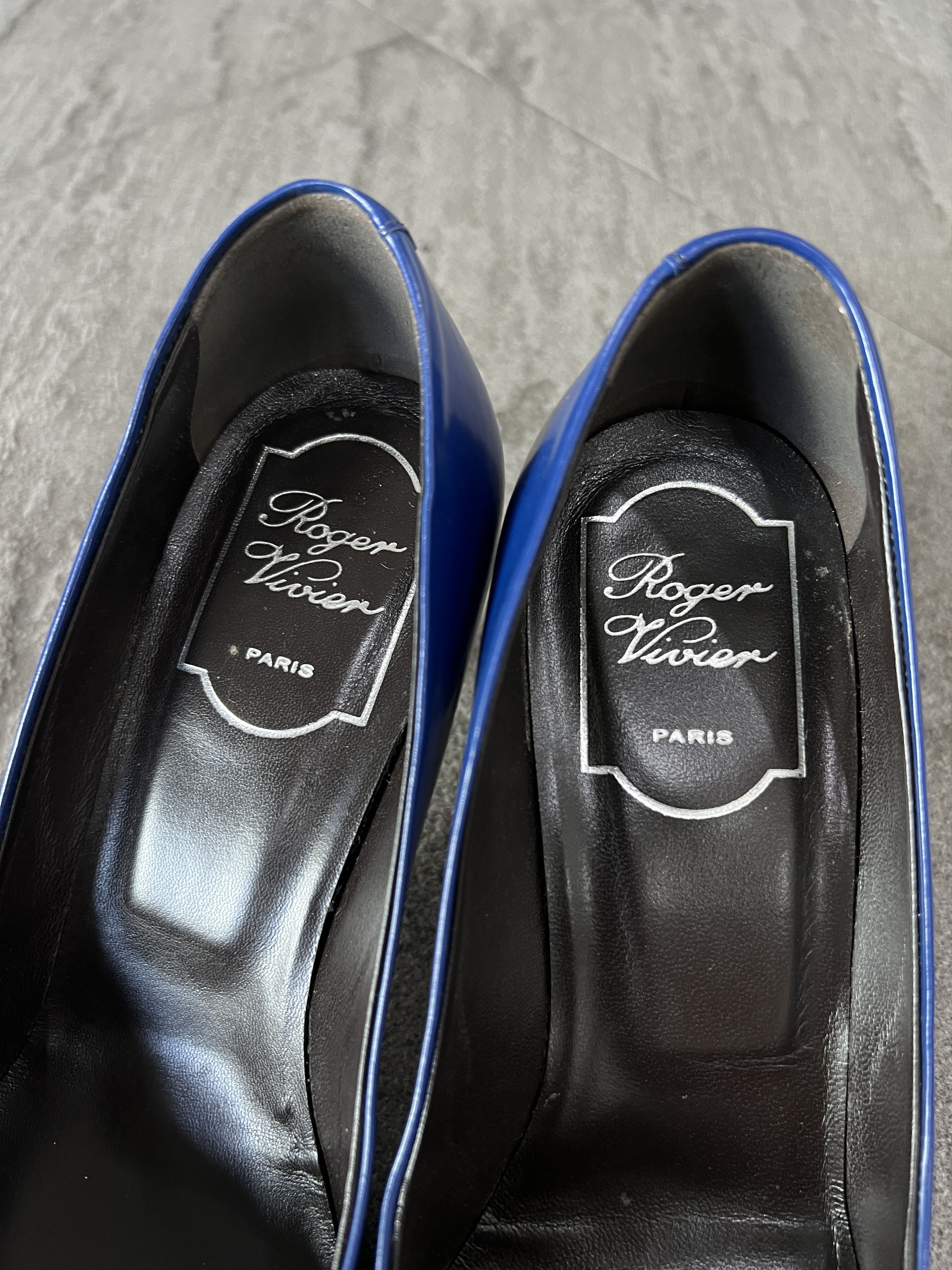Roger Vivier Roger Vivier Buckle Heels Blue Patent Pumps Size US 6 / IT 36 - 6 Thumbnail