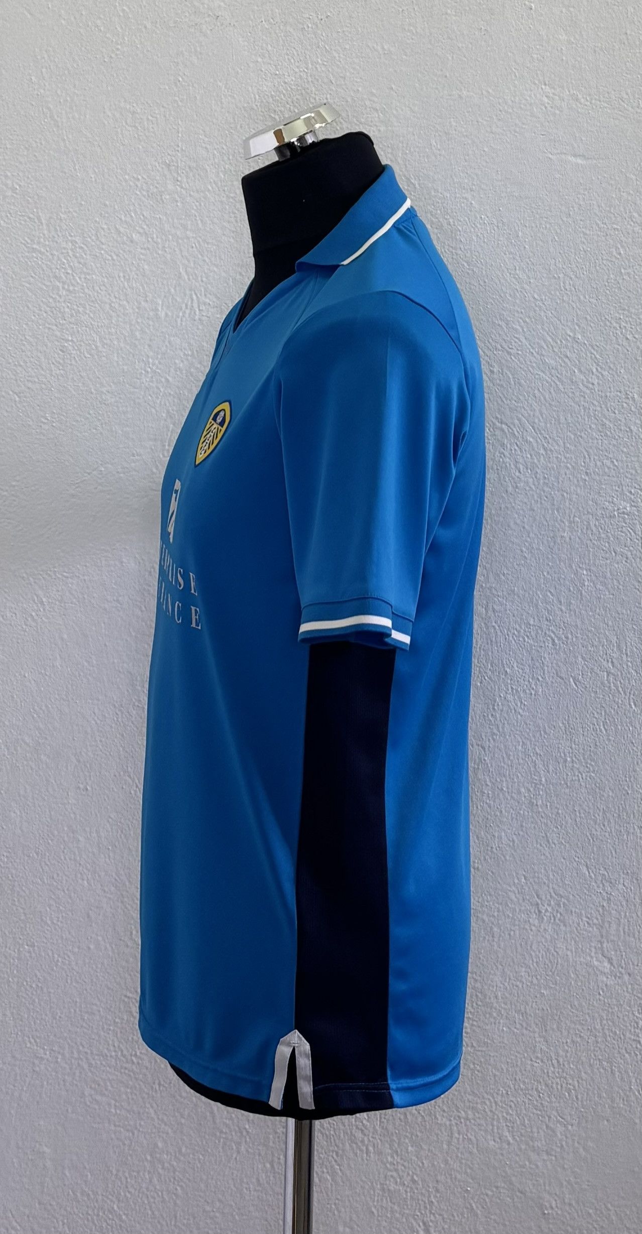 Macron Leeds United 2012/2013 Macron Football Jersey Size S Size US S / EU 44-46 / 1 - 3 Thumbnail