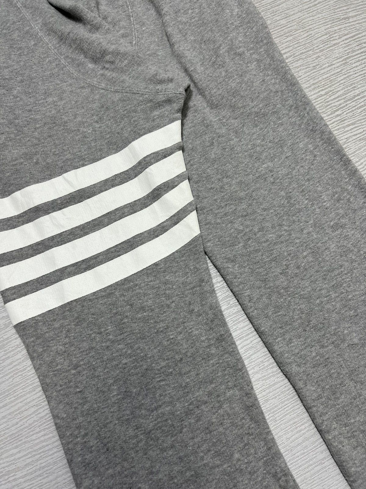 Thom Browne Thom Browne - Classic Loopback 4 Bar Sweatpants Size US 28 / EU 44 - 11 Thumbnail