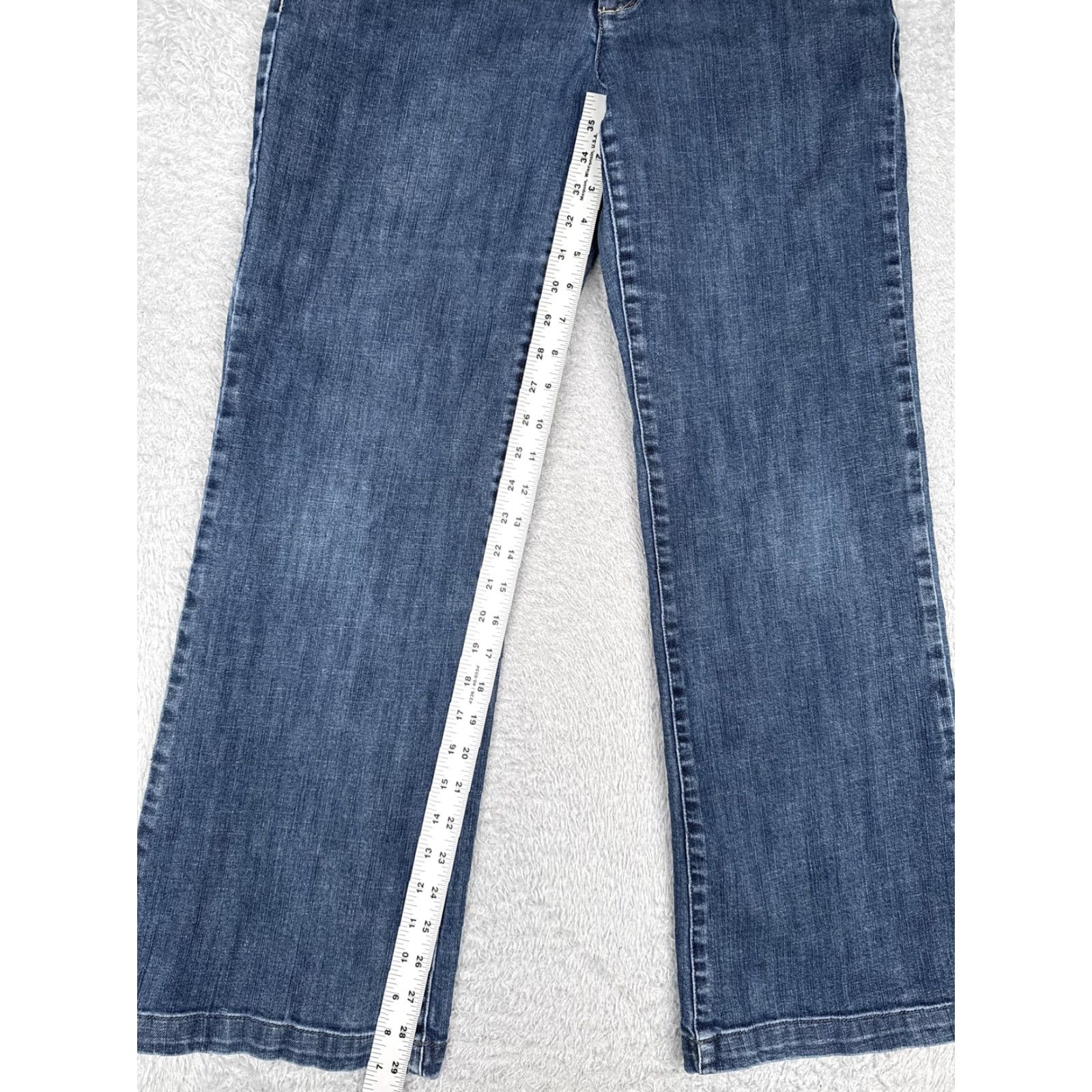 Eddie Bauer Eddie Bauer Jeans Womens 10 Blue Straight Leg Mid Rise Denim Medium Wash Casual Shirt? Size 32" / US 10 / IT 46 - 7 Thumbnail
