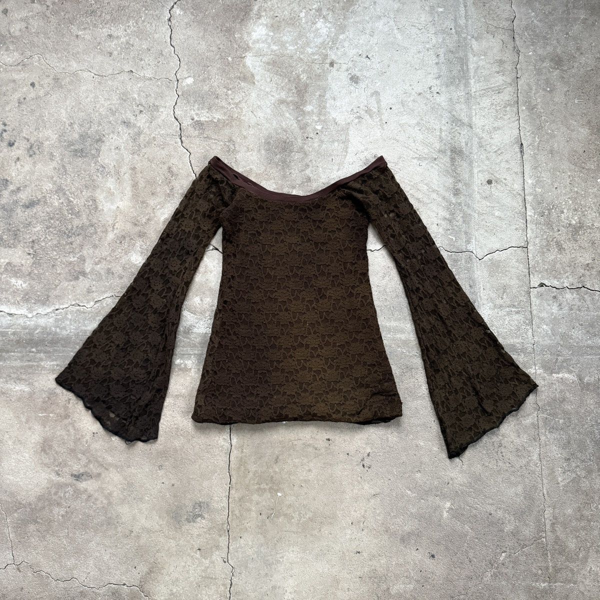 Japanese Brand Vintage Y2K Open Shoulder Flared Sleeve Long Sleeve Size M / US 6-8 / IT 42-44 - 1 Thumbnail