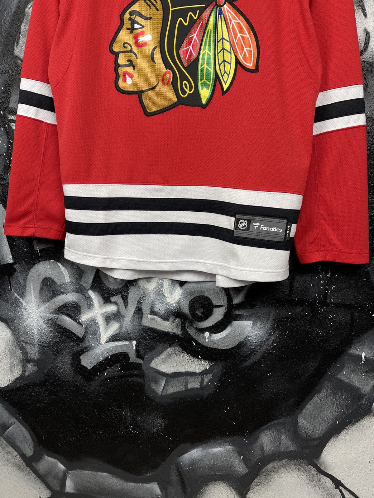 NHL Chicago Blackhawks NHL Fanatics Oversized Jersey Size M Size US M / EU 48-50 / 2 - 8 Thumbnail