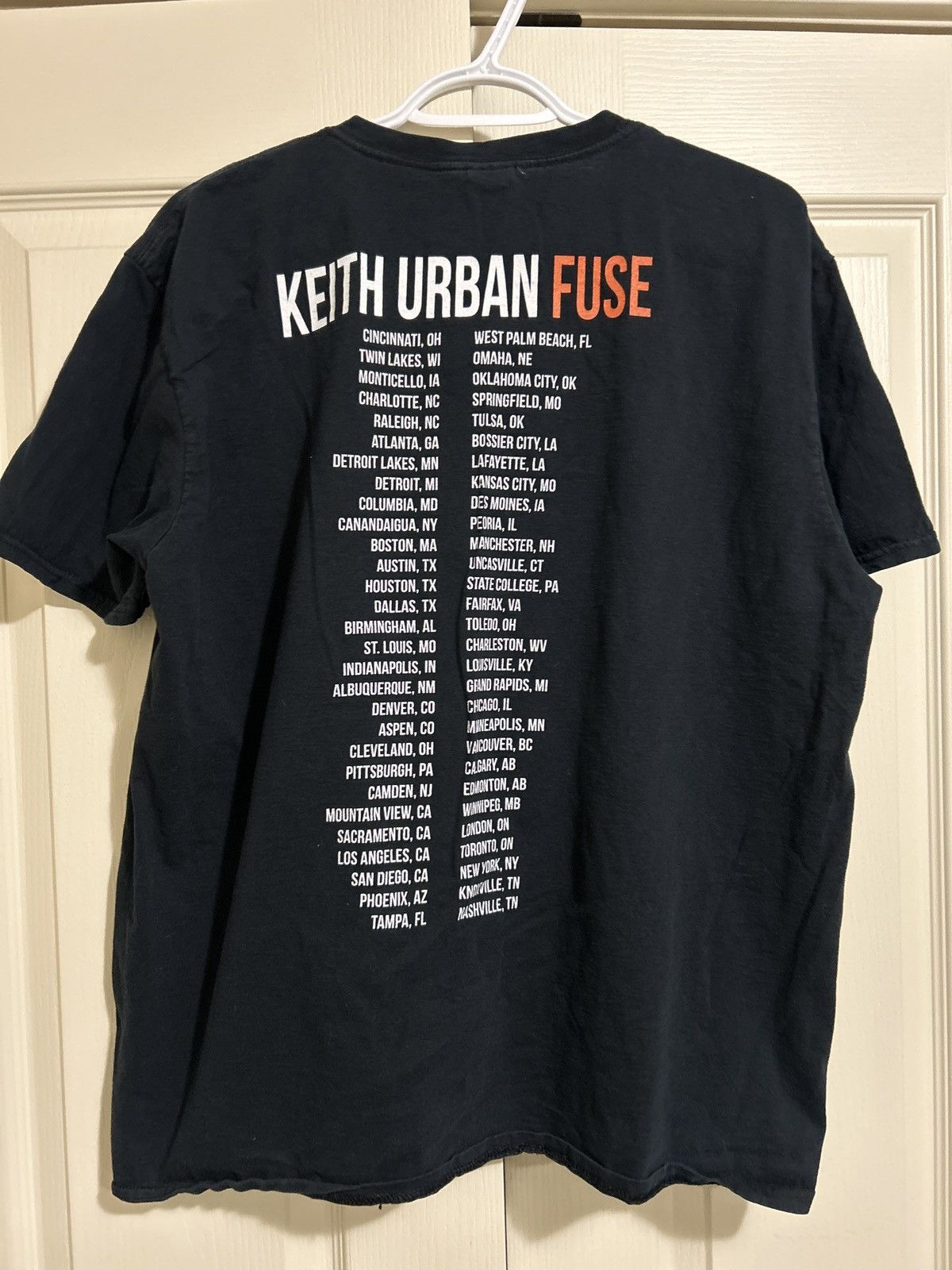 Band Tees Keith urban fuse tour band tee Size US XL / EU 56 / 4 - 2 Thumbnail