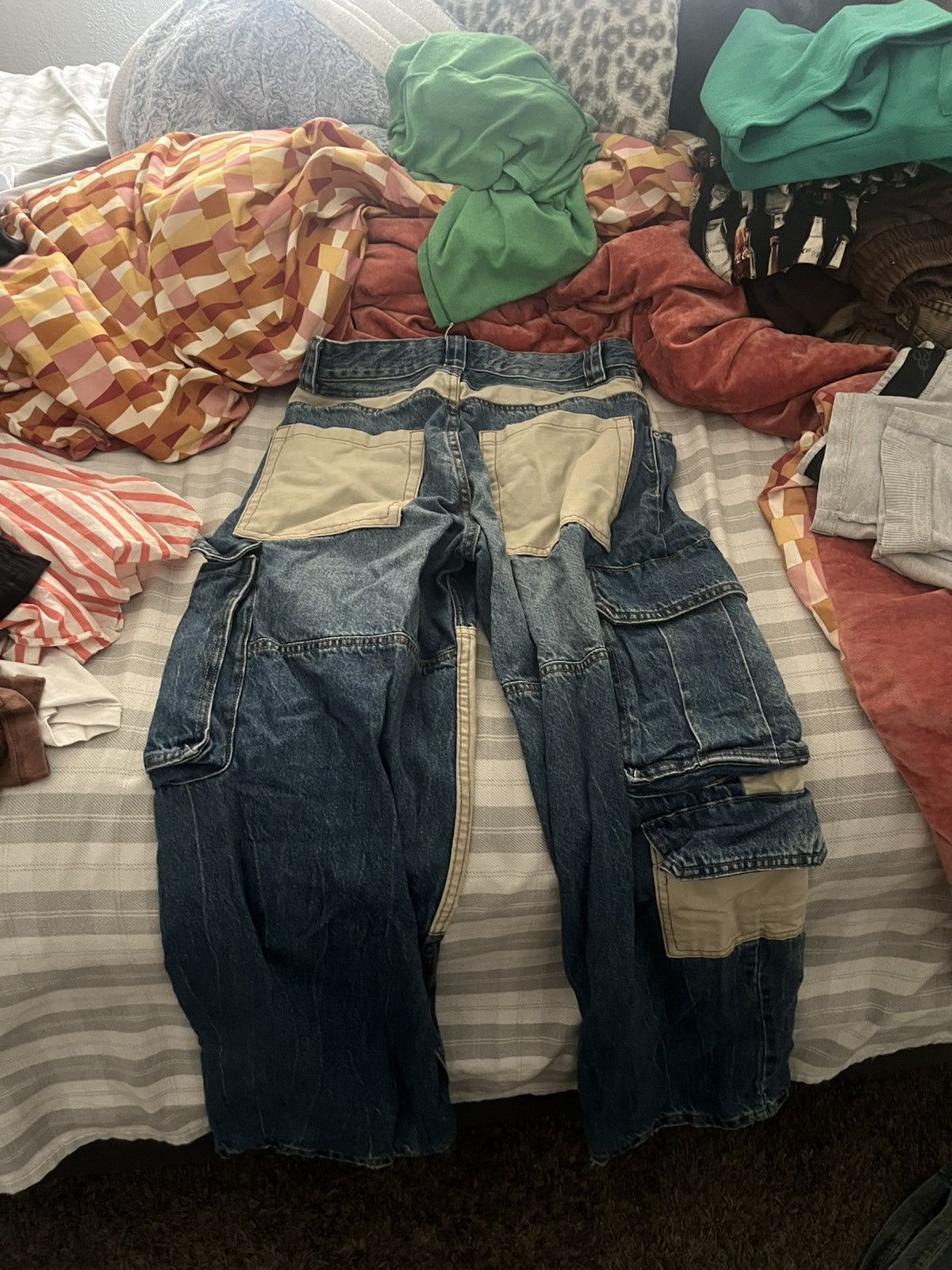 Bershka Berska beige and blue jeans size 27 Size US 27 - 2 Thumbnail