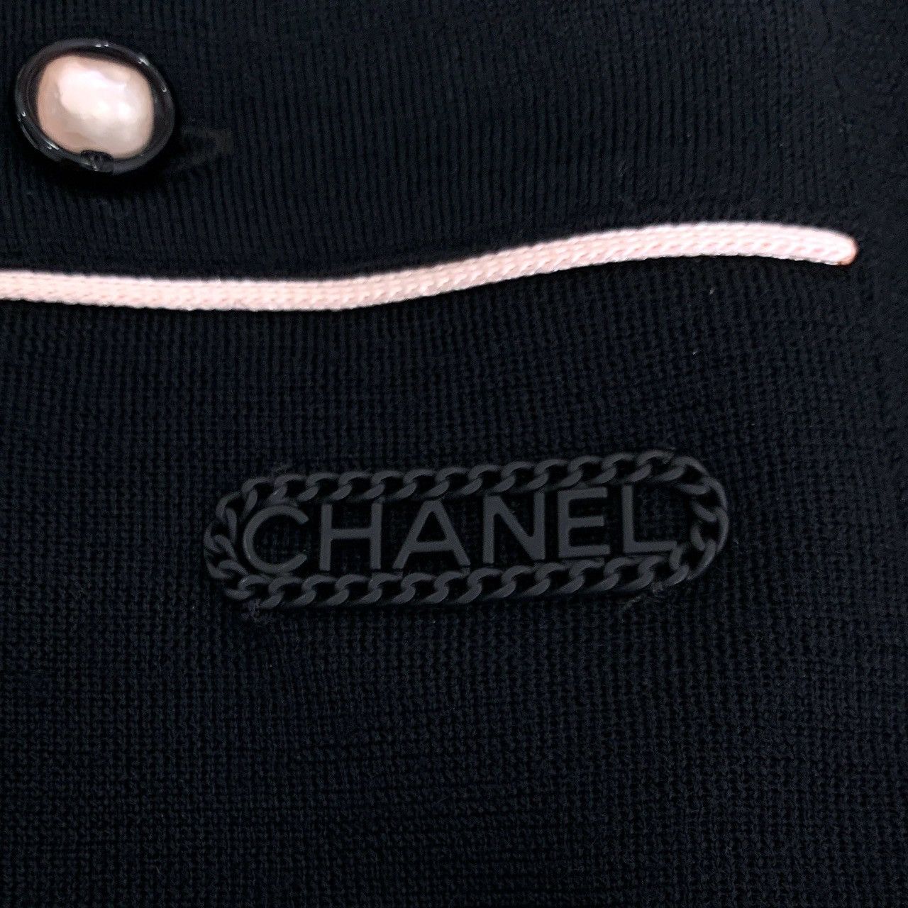 Chanel Chanel logo monogrammed black lapel sheep's wool knit dress Size M / US 6-8 / IT 42-44 - 6 Thumbnail