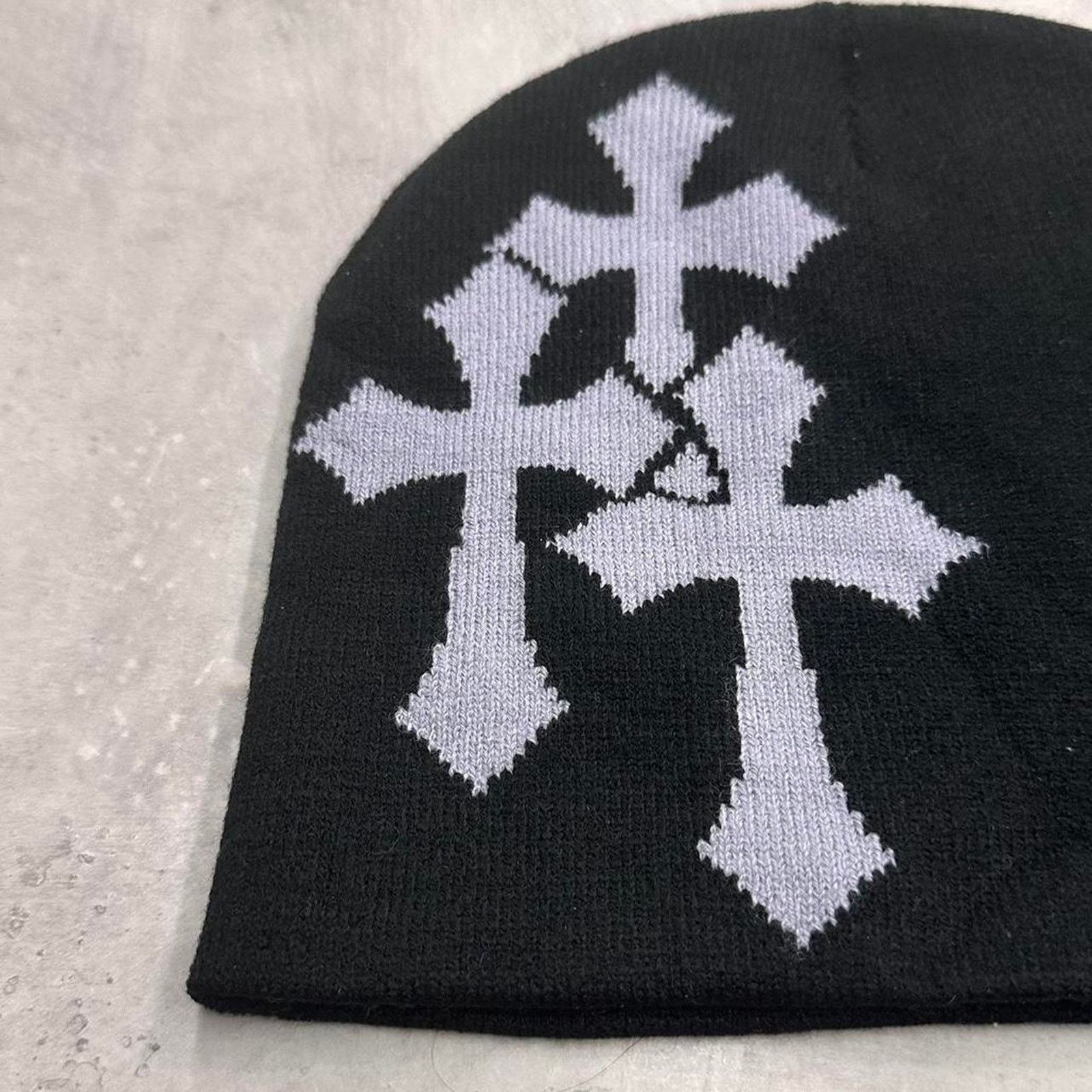 Vintage Black and Grey Crosses Acrylic Graphic Beanie Hat Size ONE SIZE - 2 Thumbnail