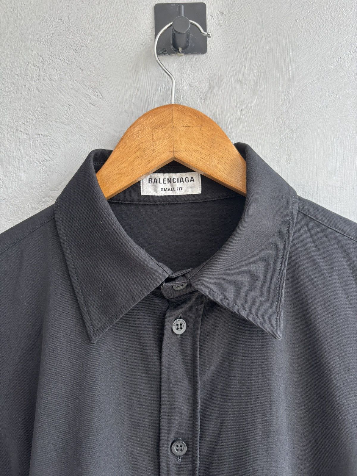 Balenciaga Balenciaga SS2021 Rayon oversized shirt Size US M / EU 48-50 / 2 - 7 Thumbnail