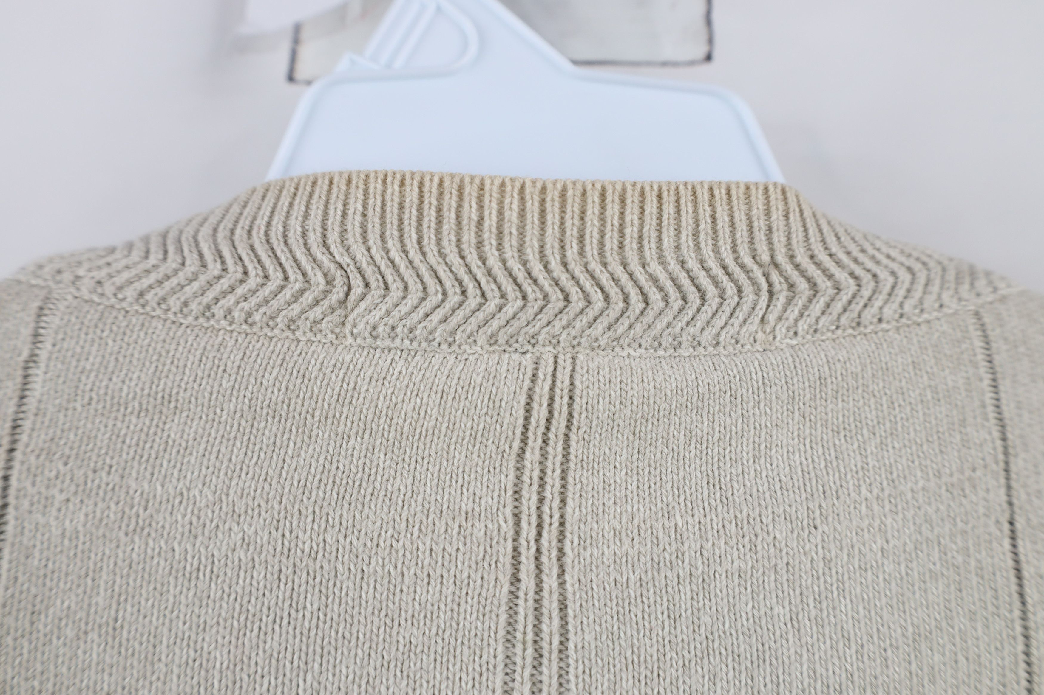 Vintage Vintage 90s Streetwear Cotton Knit V-Neck Sweater Vest Beige Size US XL / EU 56 / 4 - 7 Thumbnail