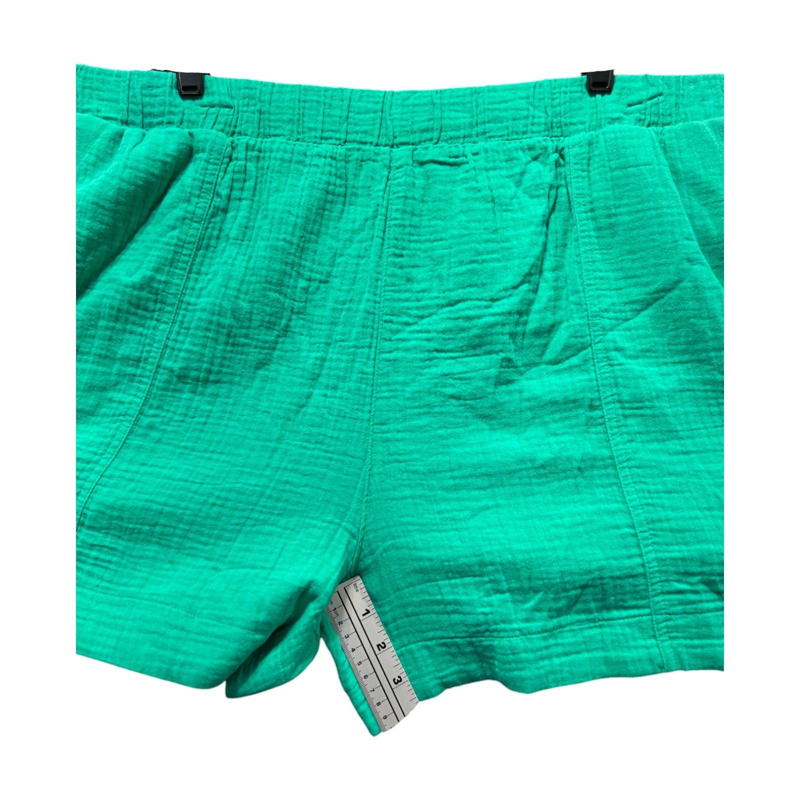 Other Universal Thread - Women's High-Rise Pull-On Short - Green - Size 42" / US 20 - 6 Thumbnail
