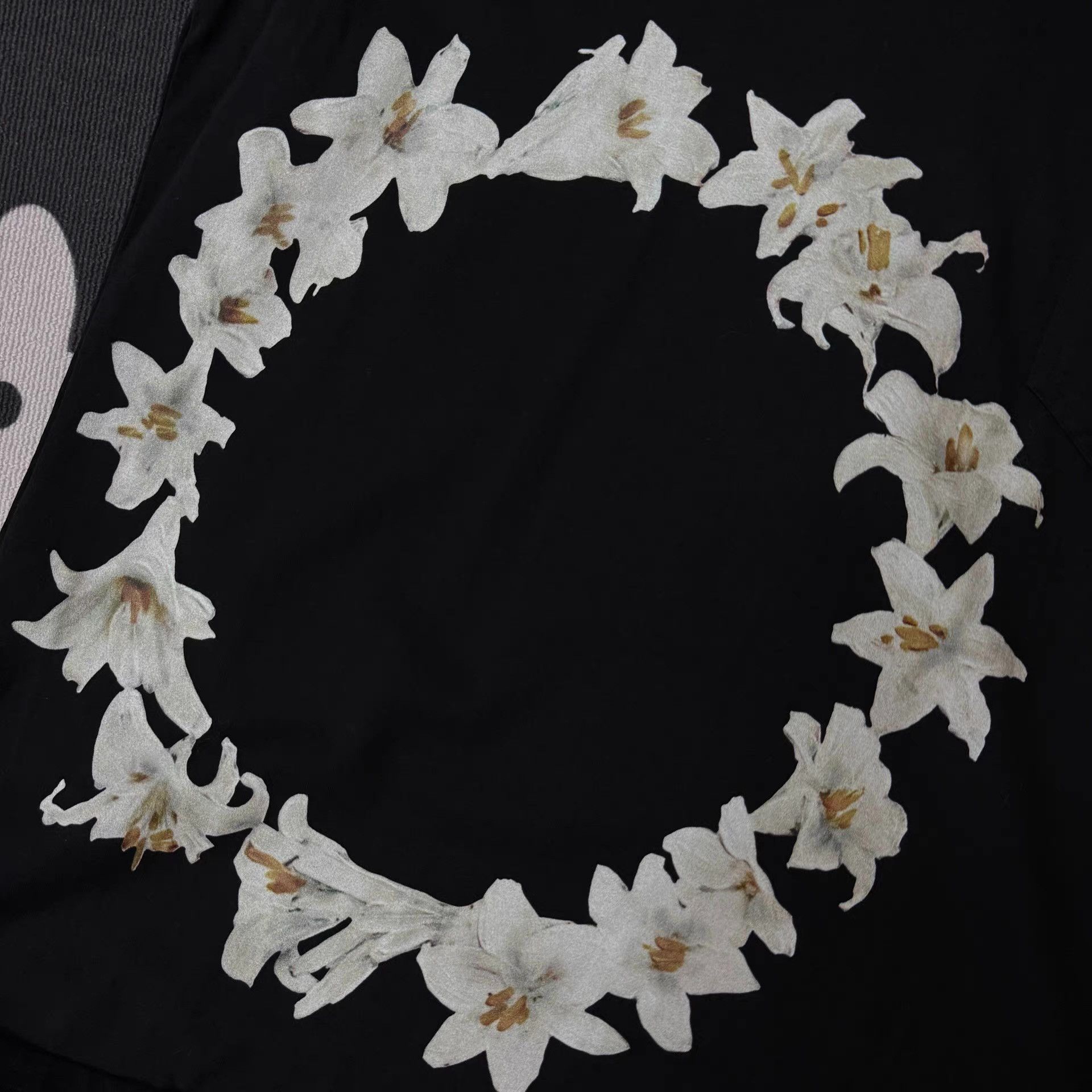 Givenchy GIVENCHY Lily Black Short Sleeve Q10 Size US XS / EU 42 / 0 - 6 Thumbnail