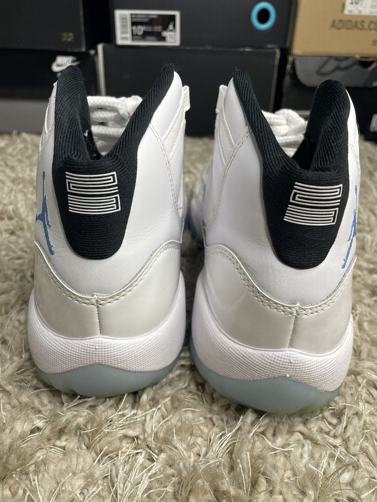 Jordan Brand Jordan 11 Legend Blue Size US 6 / EU 39 - 6 Thumbnail