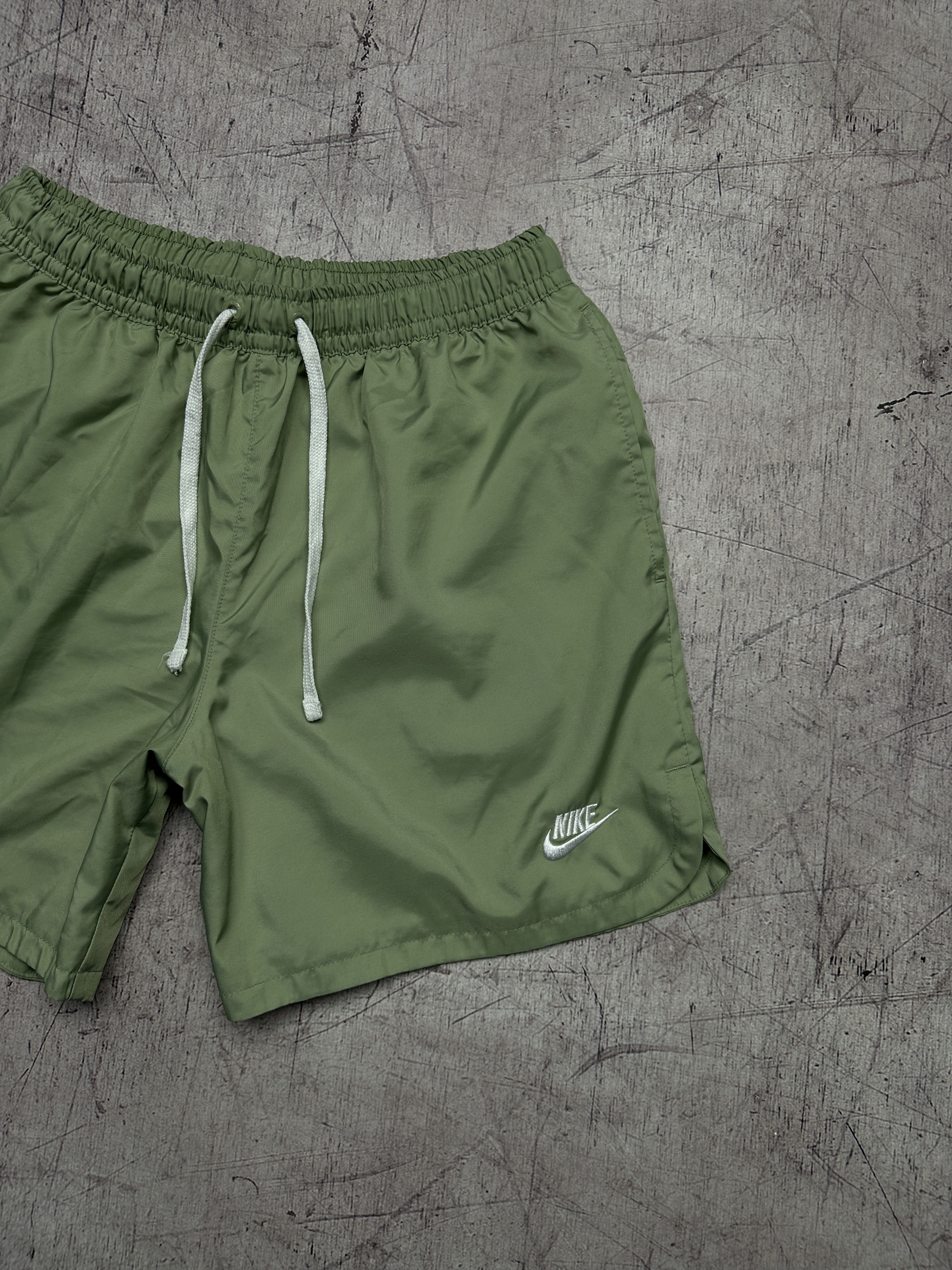 Nike Nike Mens Nylon Shorts Size US 34 / EU 50 - 2 Thumbnail