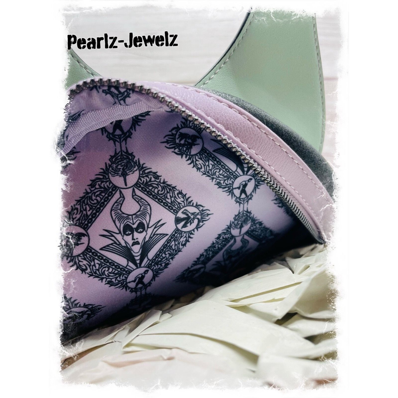 Disney Loungefly Villain Maleficent Sleeping Beauty Aurora Scene Fi Size ONE SIZE - 5 Thumbnail