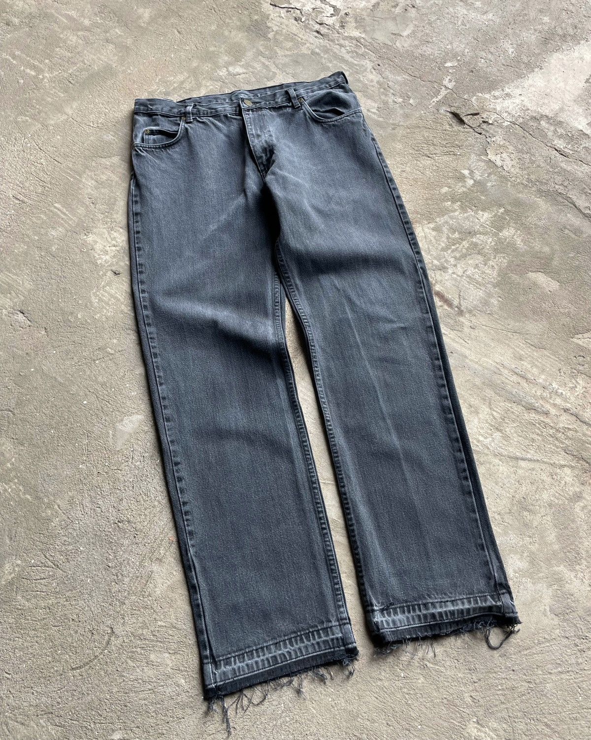 Japanese Brand Vintage Y2K Faded Baggy Skater Cyber Grunge Jeans Balenciaga Size US 34 / EU 50 - 2 Thumbnail