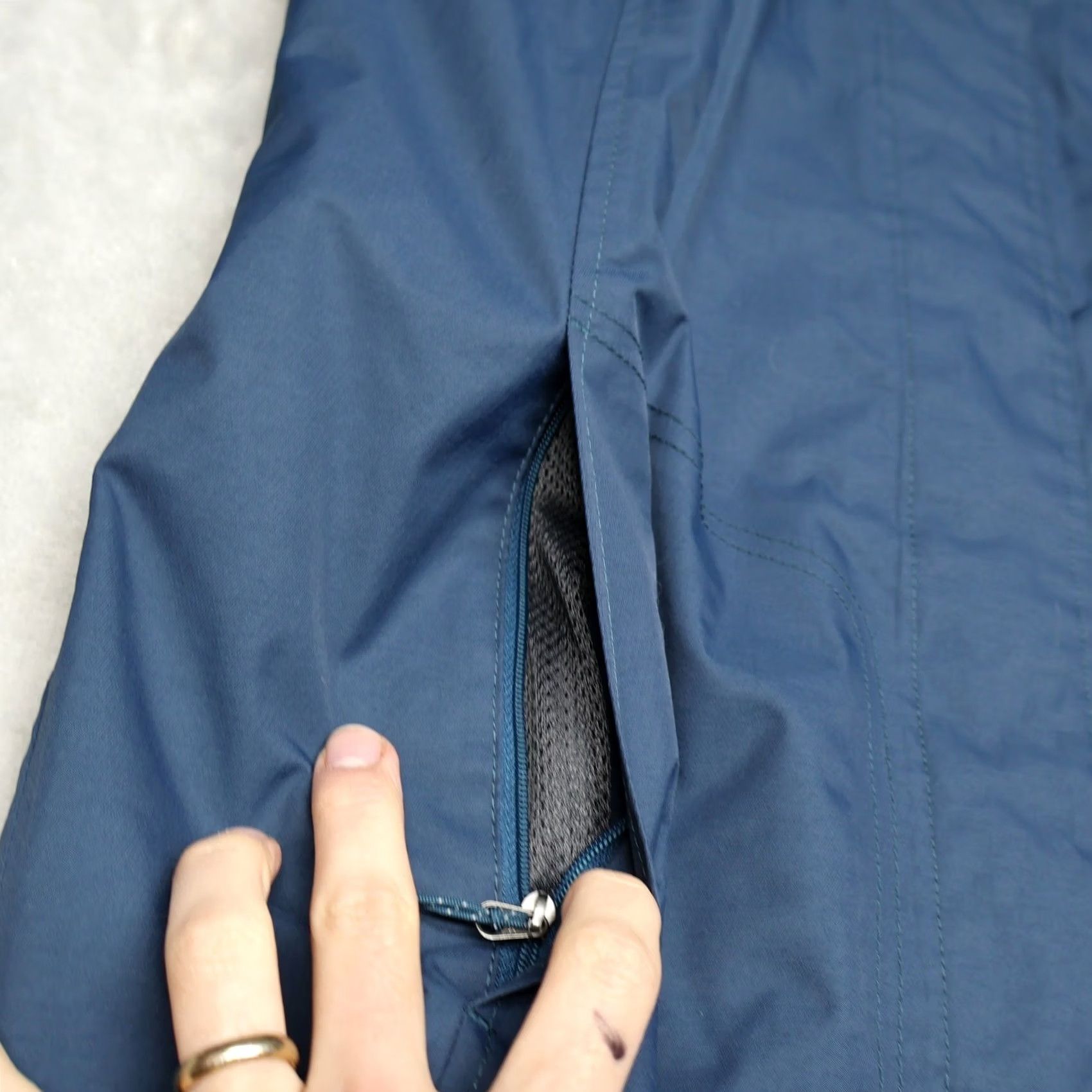 Eddie Bauer Eddie Bauer Rain Jacket Women M Blue Full Zip Wind Water Resistant Outer Shell Nylon Parka Outdoor Casual Travel Size M / US 6-8 / IT 42-44 - 3 Thumbnail