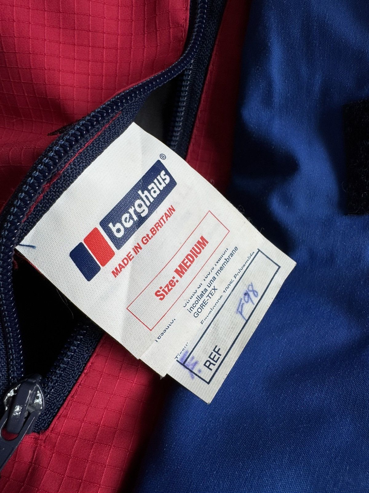 Berghaus Vintage Berghaus Glacier Peak Gore-Tex shell jacket Size US M / EU 48-50 / 2 - 11 Thumbnail