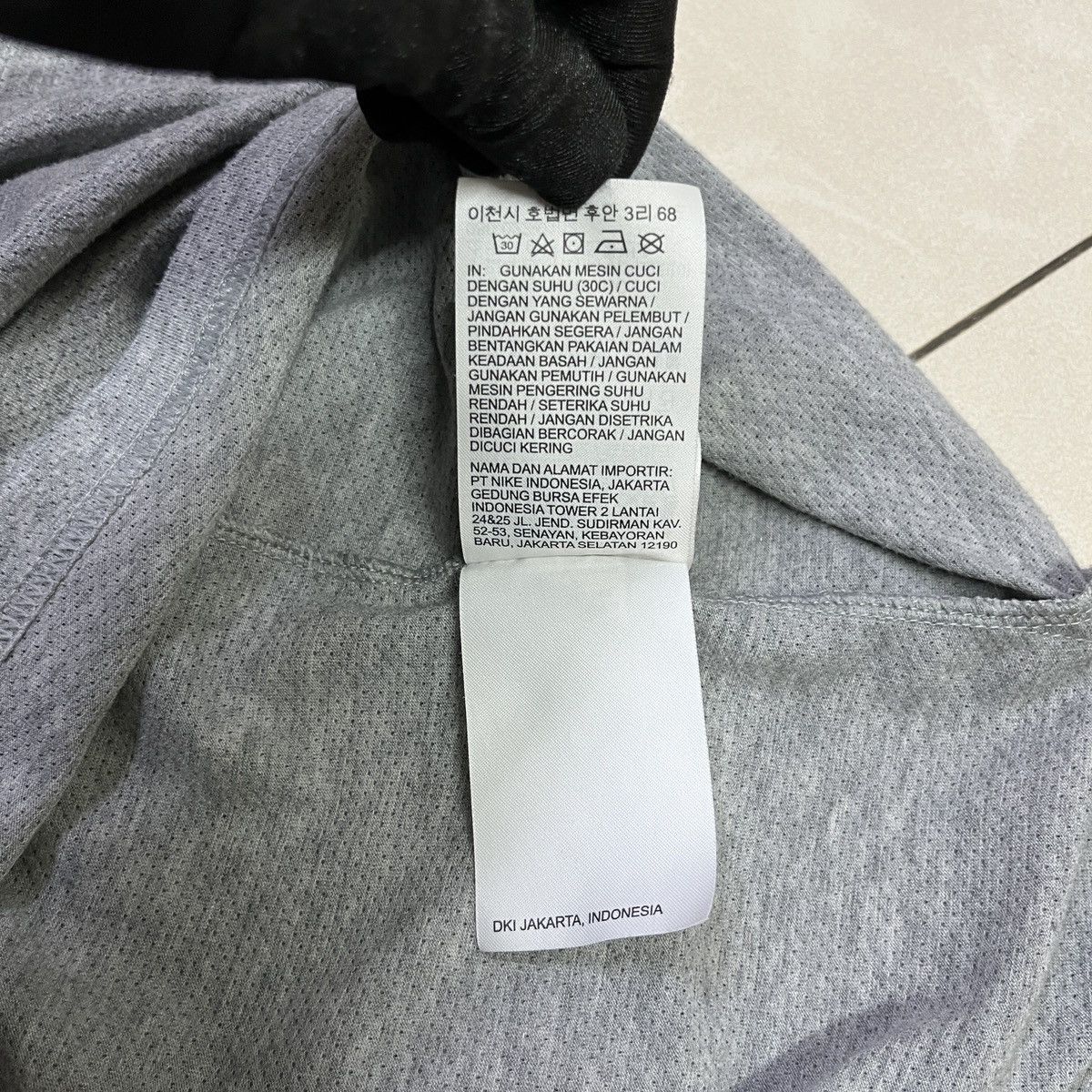 Nike × Vintage Nike Logo Dri Fit T Shirt Size US S / EU 44-46 / 1 - 9 Thumbnail