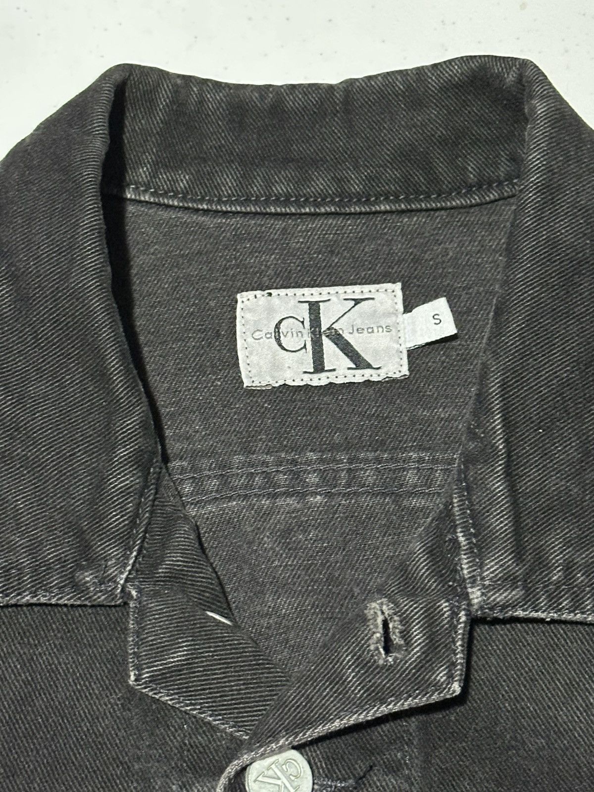 Calvin Klein Vintage Calvin Klein, jeans black denim trucker jacket Size US S / EU 44-46 / 1 - 5 Thumbnail