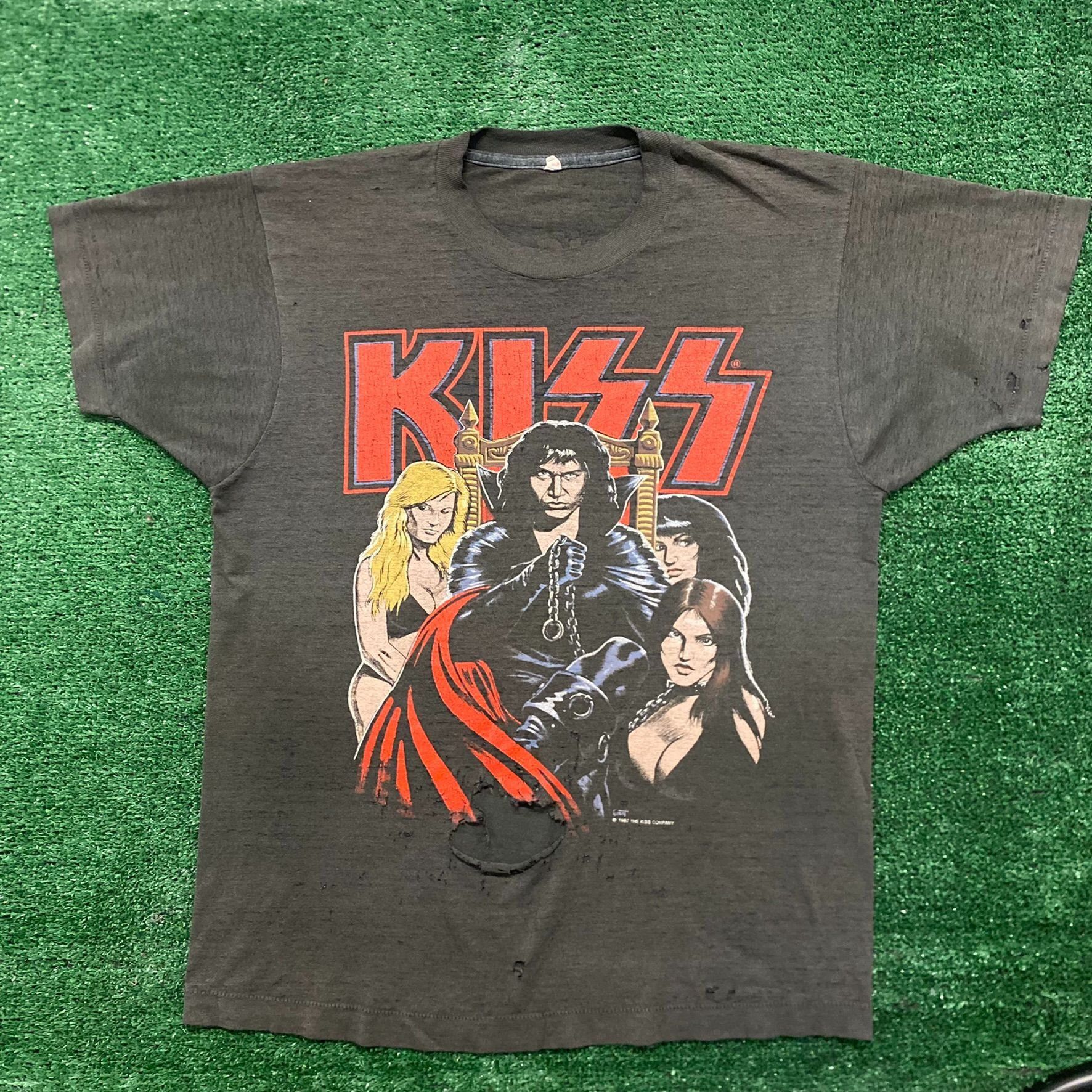 Band Tees × Kiss × Vintage Vintage 80s KISS Gene Simmons Dirty Job 