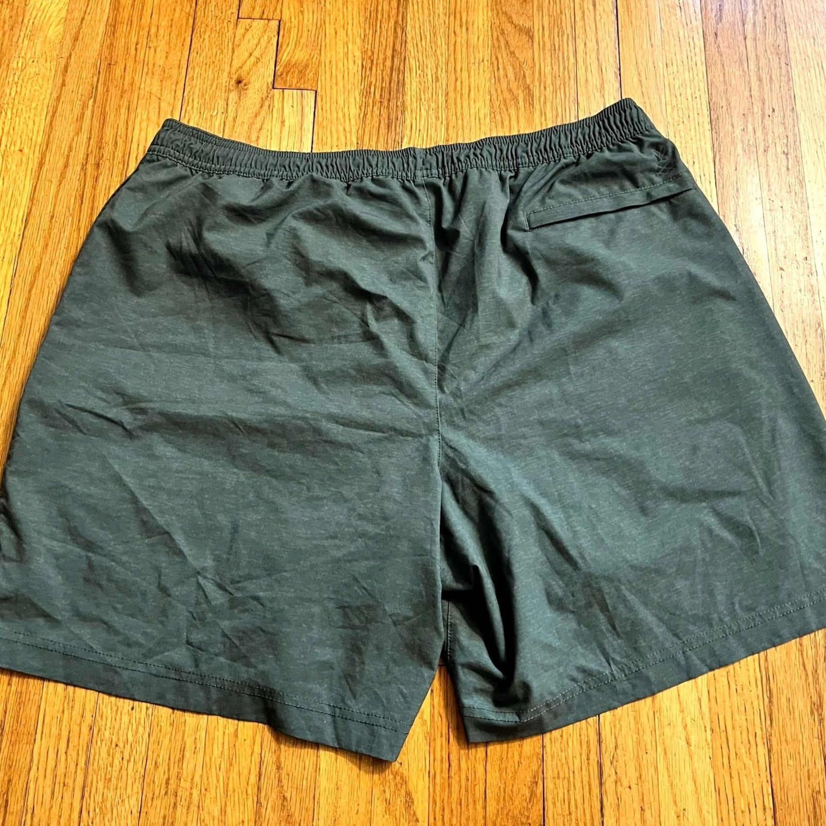 Chubbies Chubbies Shorts Mens 2XL 5.5" Green Lined Swim Trunks Boys? Womens? Size US 39 - 2 Thumbnail