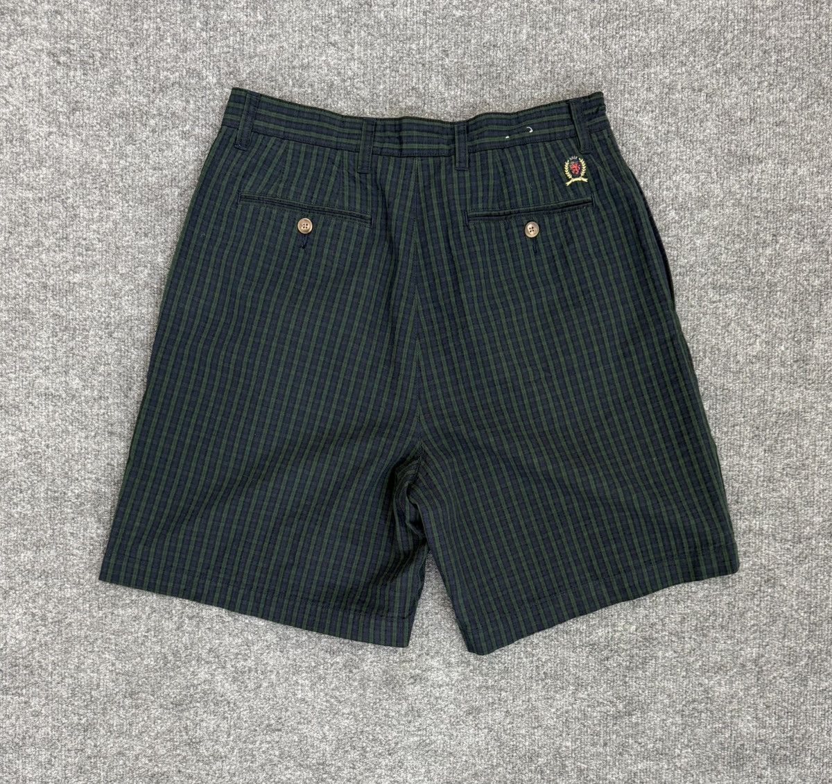 Tommy Hilfiger Vintage Tommy Hilfiger Pleated Plaid Shorts Size 34 Size US 34 / EU 50 - 7 Thumbnail