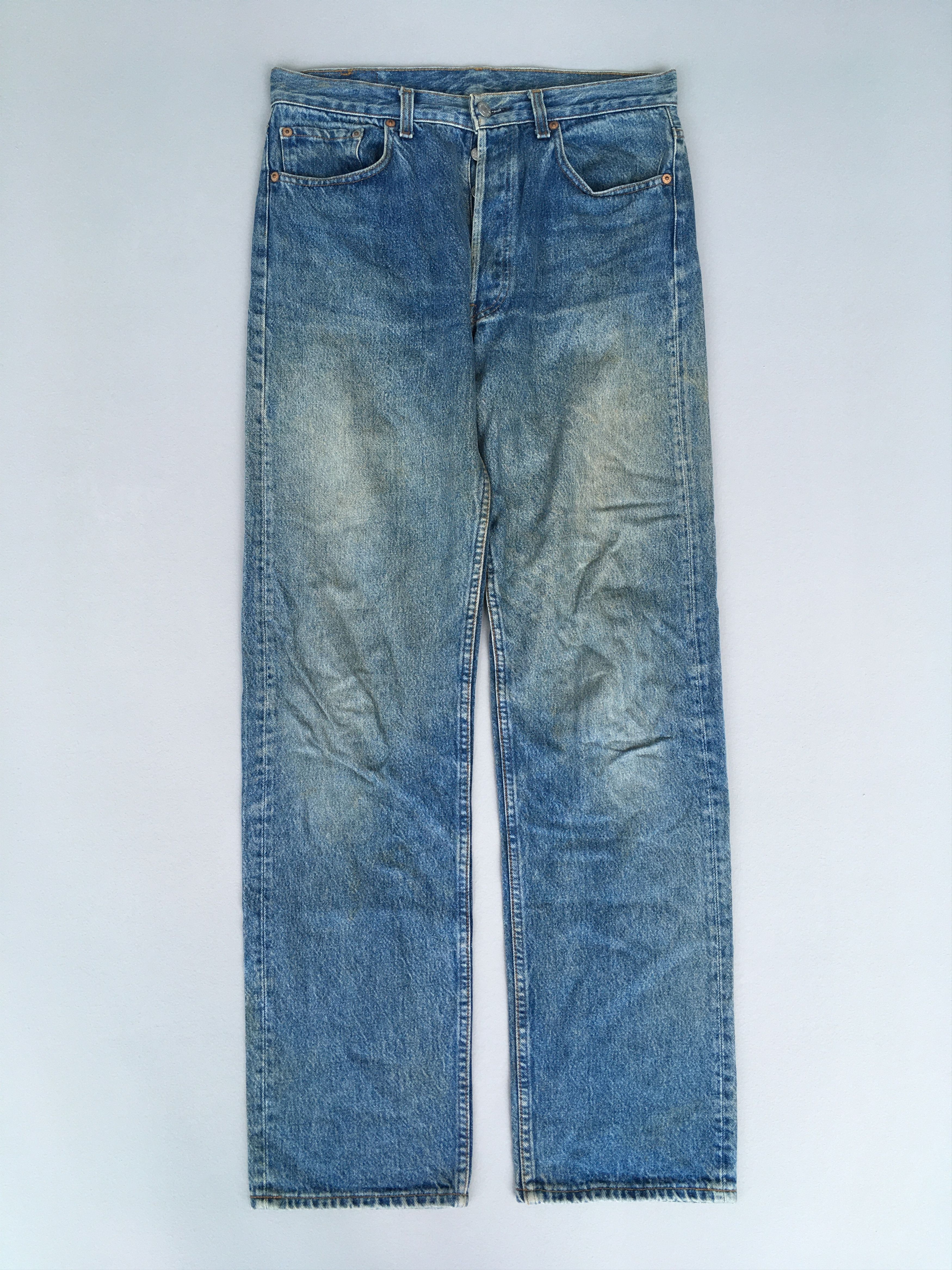 Size 30x32 Vintage Levis 501 Button Fly Jeans