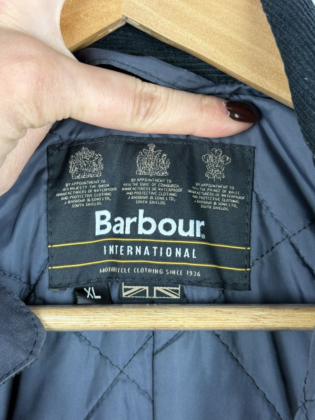 Barbour Barbour International Duke Multipocket Waxed Cotton Jacket Size US XL / EU 56 / 4 - 22 Thumbnail