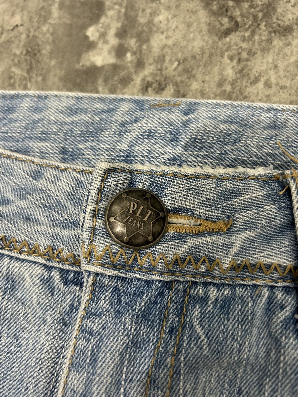 Japanese Brand × Undercover Pink Latte Believe Me Embroidered Distresse Jeans Size US 31 - 10 Thumbnail