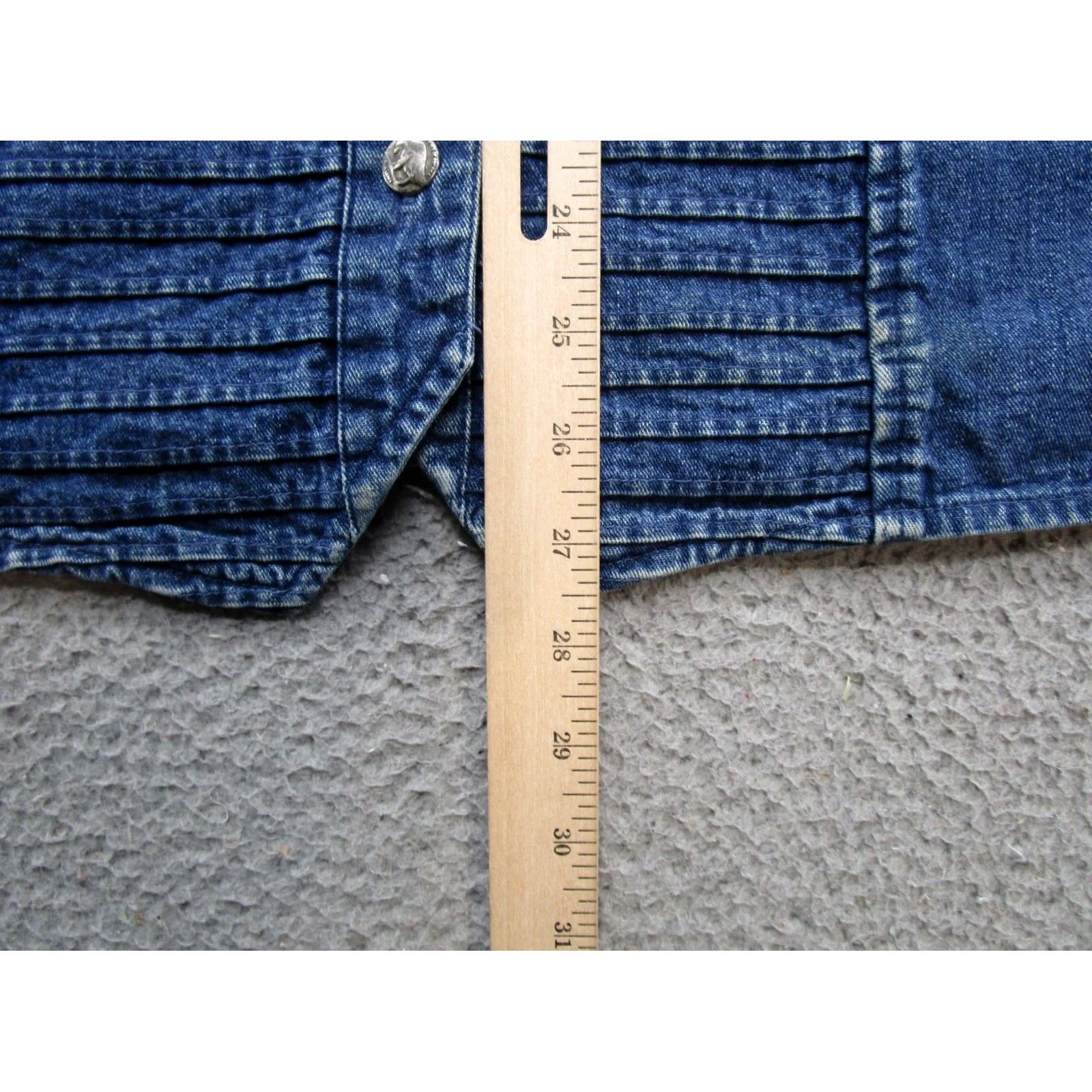 Orvis VINTAGE Orvis Vest Denim Button Up Women's 14 Blue Ruffle Western Casual Mens Womens Girls Size XL / US 12-14 / IT 48-50 - 7 Thumbnail