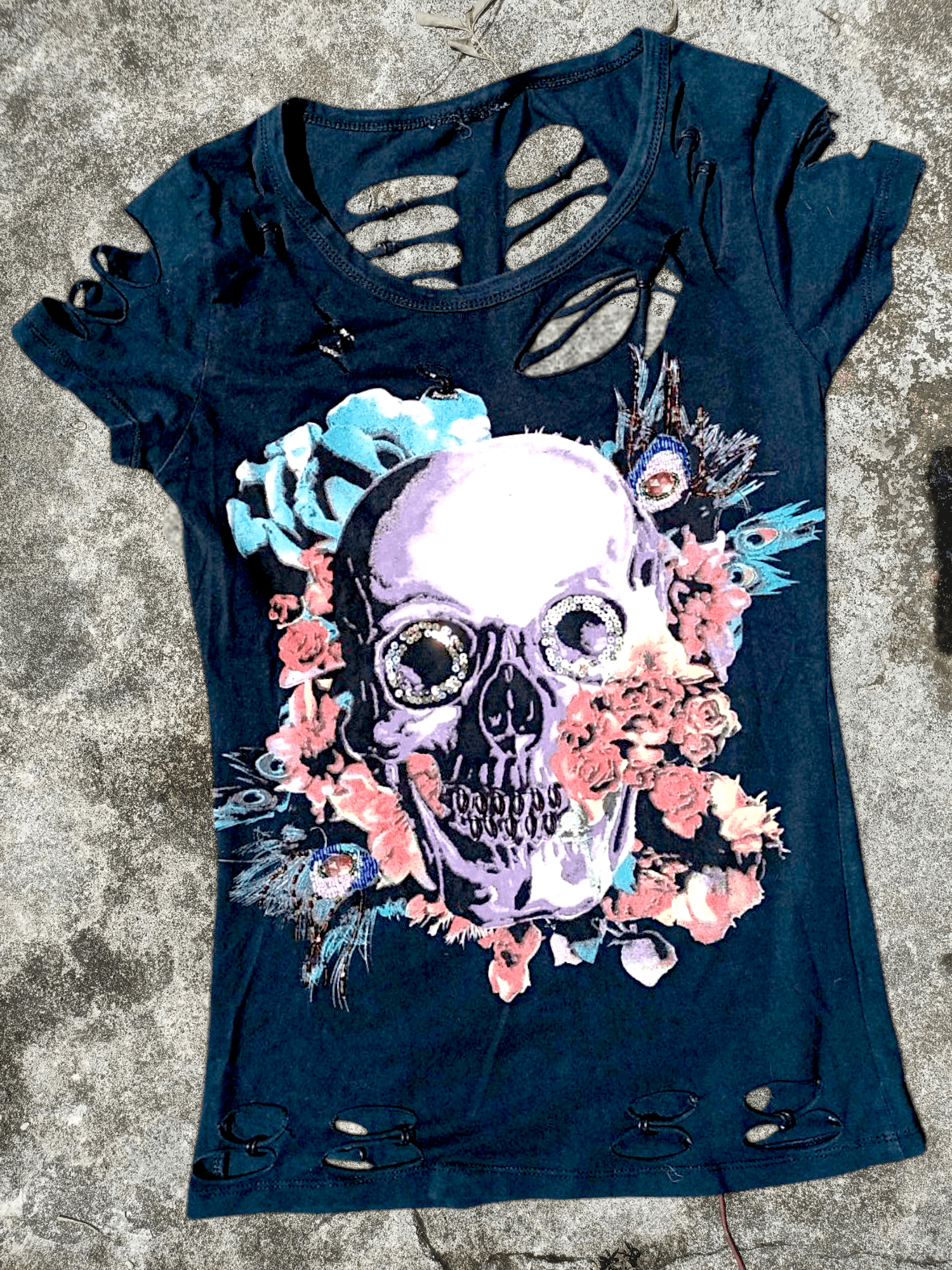 Vintage Crossbonez Distressed Skull Short Sleeve Strict TShirt Size US M / EU 48-50 / 2 - 10 Thumbnail