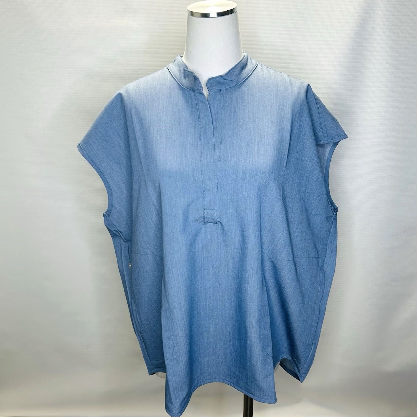 Vintage FIGS Scrub Top Shirt Womens 2XL Blue Solid Modern Raphaela Scrub Top 2XL Womens Blue FIGS Size XXL / US 16-18 / IT 52-54 - 3 Thumbnail
