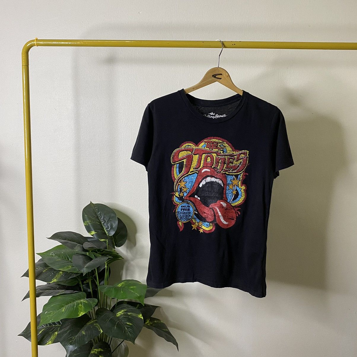 The Rolling Stones 2021 The Rolling Stones Official Reissue Band T Shirt Size US S / EU 44-46 / 1 - 1 Thumbnail