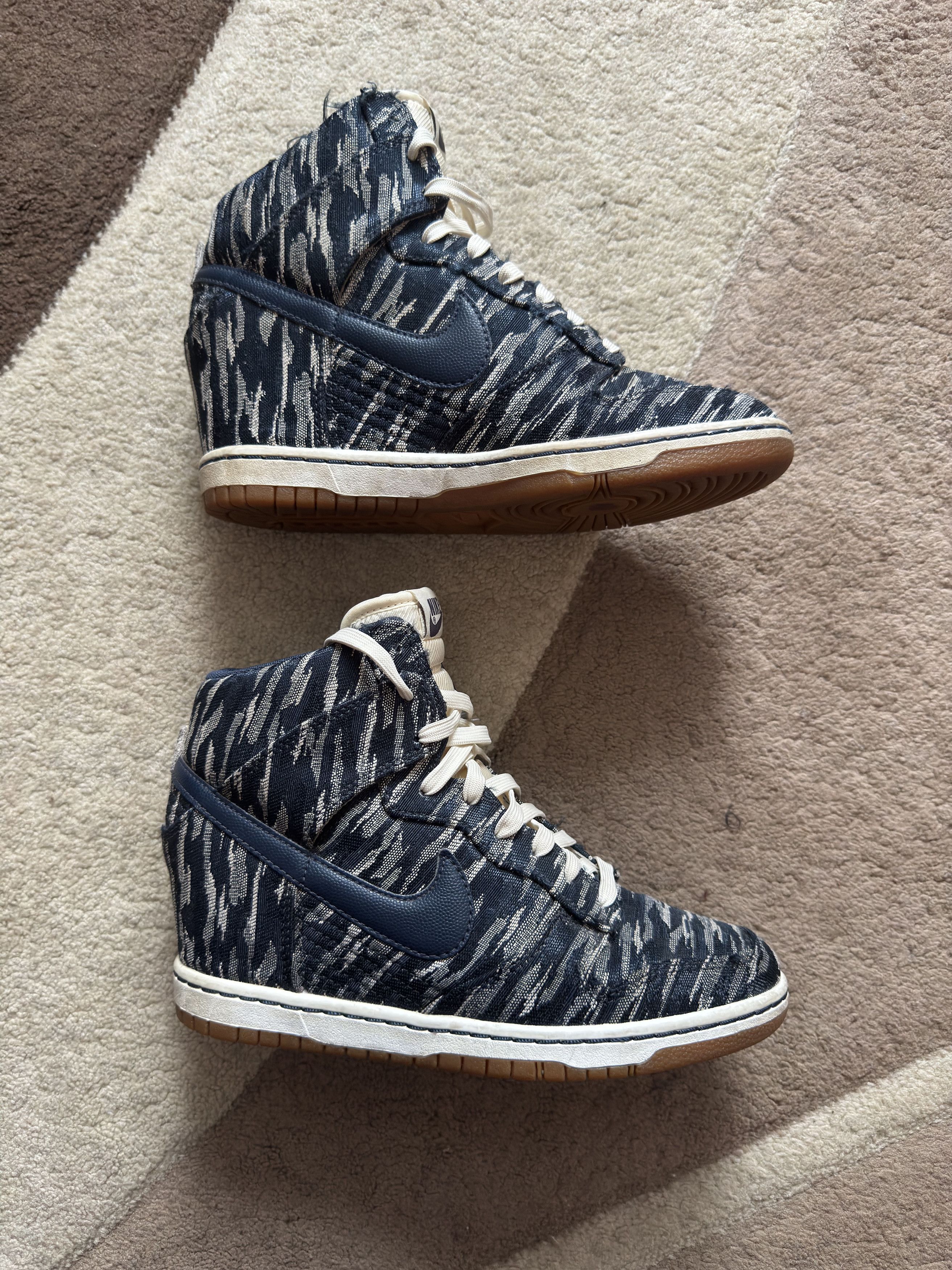 Nike Platform Nike Womens Dunk Hi Shoes Wedge Style Y2k Navy Size US 8 / IT 38 - 3 Thumbnail