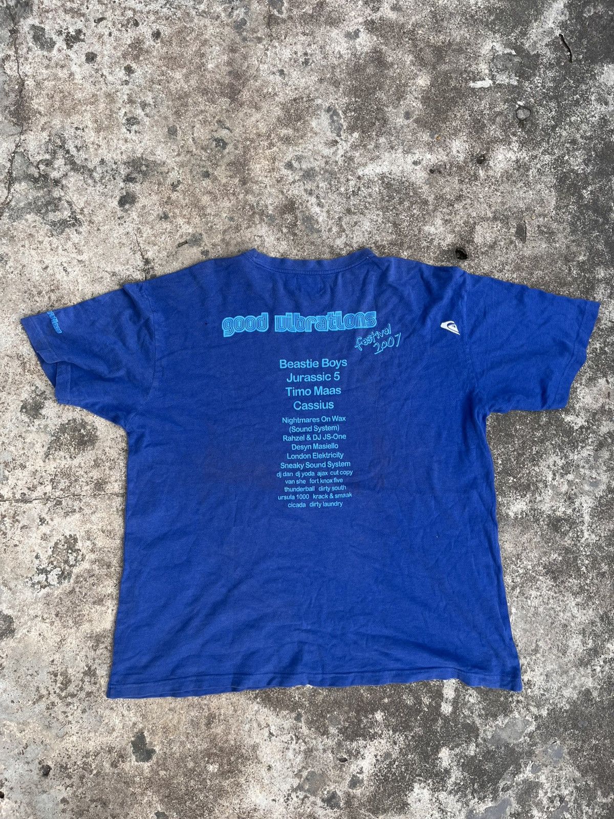 Quiksilver RARE Vintage Quicksilver Good Vibration Festival 2007 Tshirt Size US XL / EU 56 / 4 - 1 Thumbnail