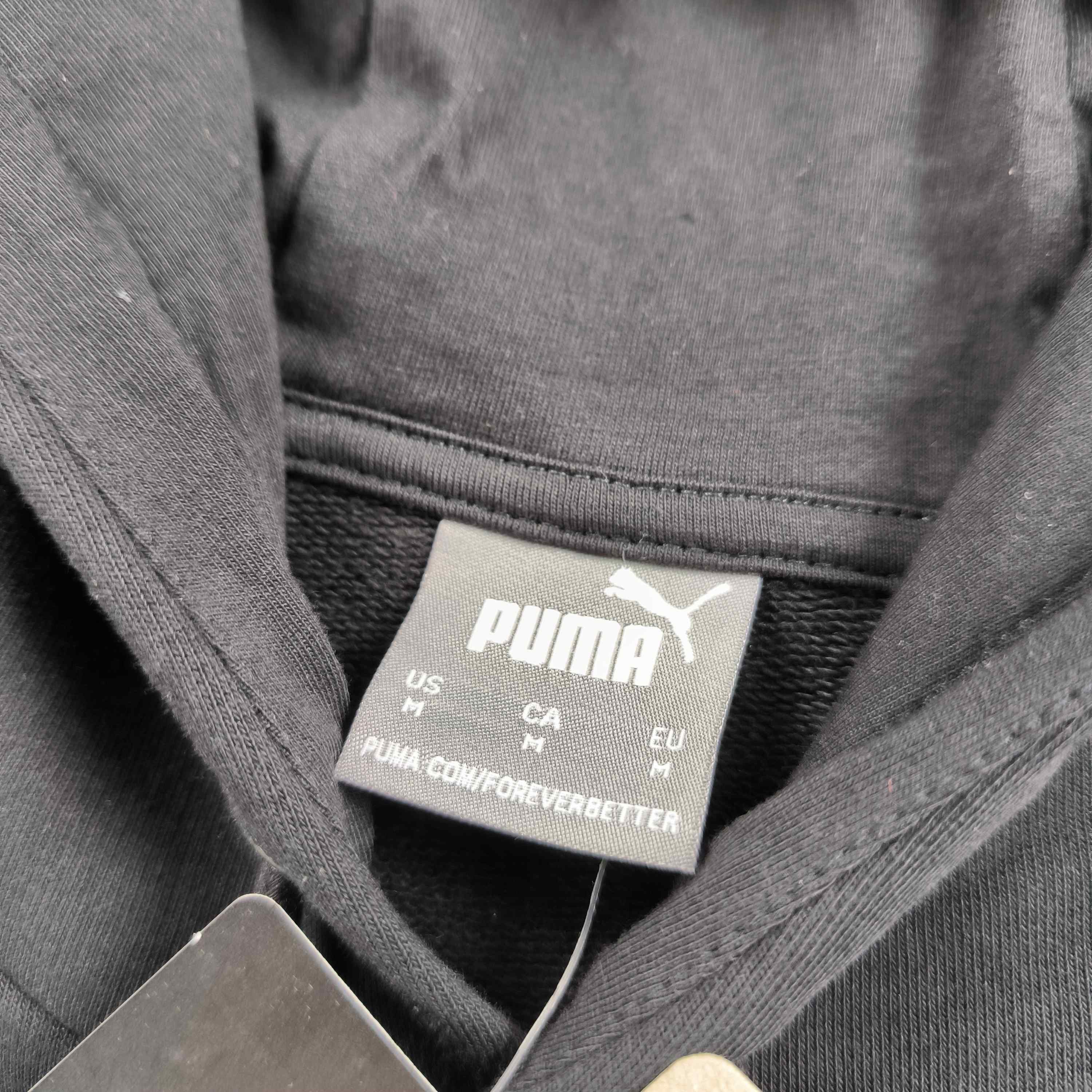 Puma NEW AC Milan 2022-23 Puma (BNWT) football hoodie size M Size US M / EU 48-50 / 2 - 6 Thumbnail