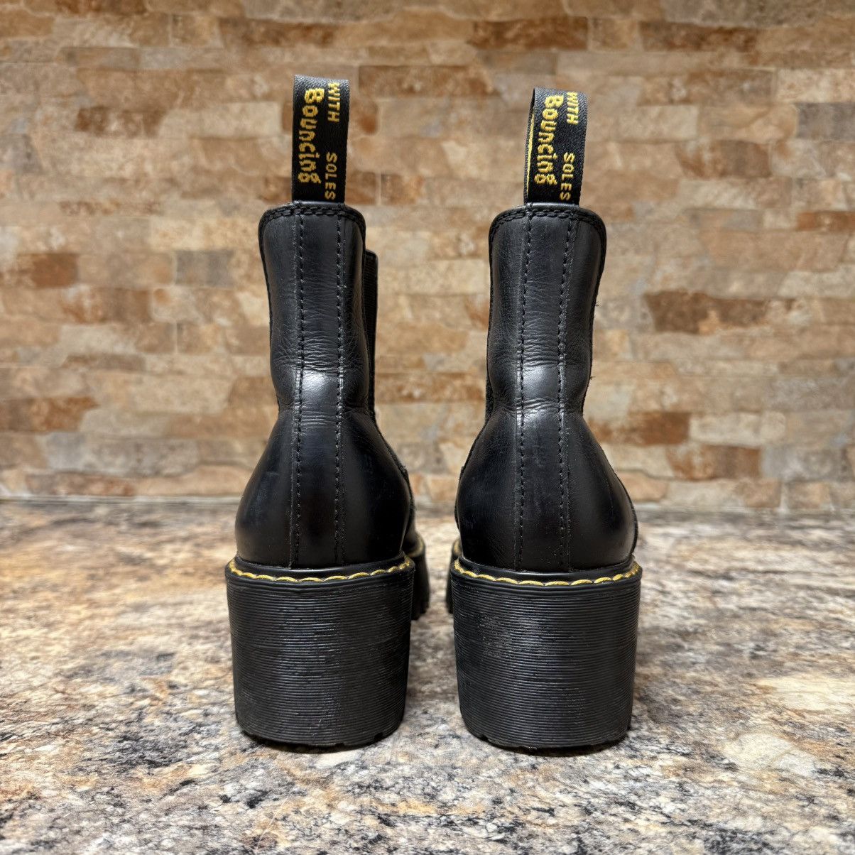 Dr. Martens Dr. Martens Rometty Black Leather Platform Chelsea Boot Sz 7 Size US 7 / IT 37 - 4 Thumbnail