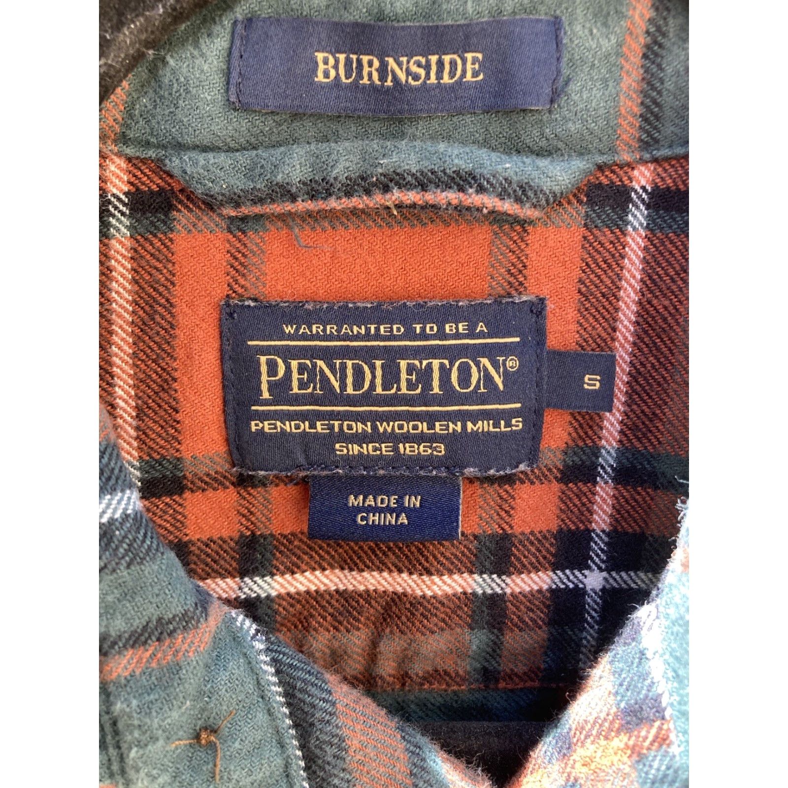 Pendleton Pendleton Burnside Shirt Multicolor Flannel Button-Up Cotton 100% Men’s S Short Sleeve? No, long sleeve. Size US S / EU 44-46 / 1 - 2 Thumbnail