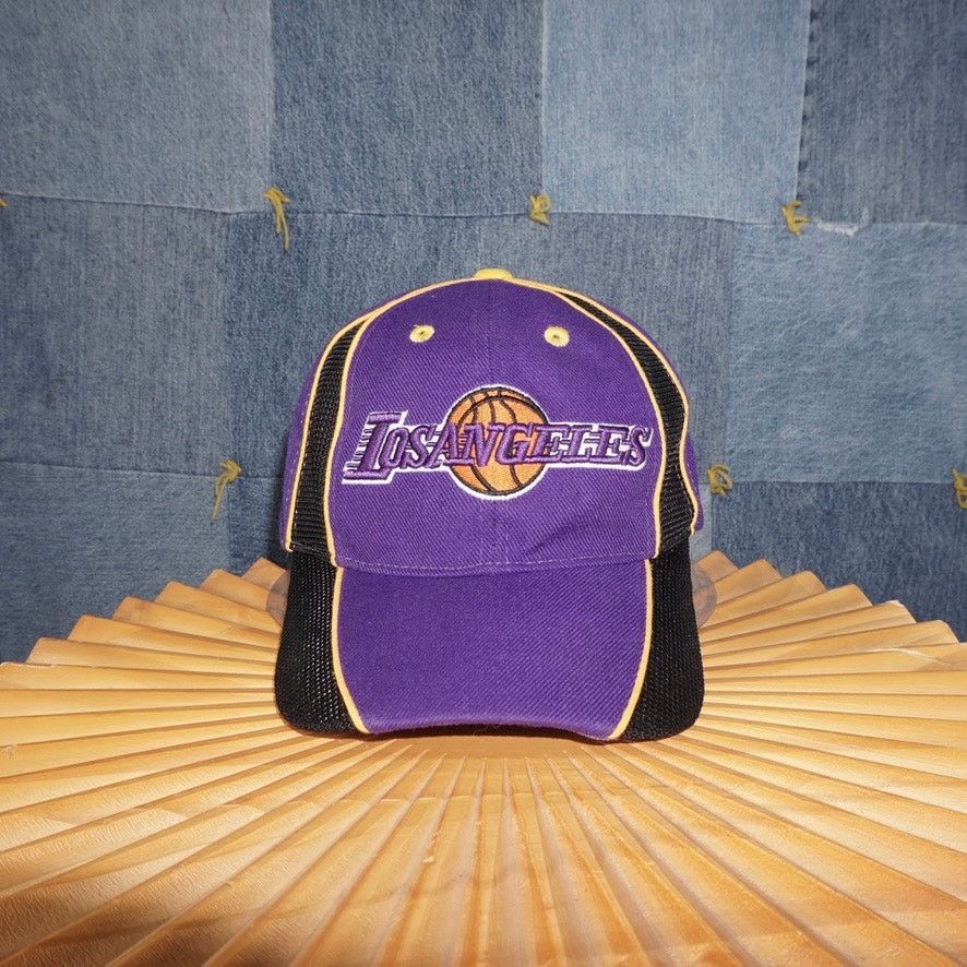 NBA OSFA - Vintage Y2K Los Angeles 00s embroider NBA lakers hat Size ONE SIZE - 1 Thumbnail