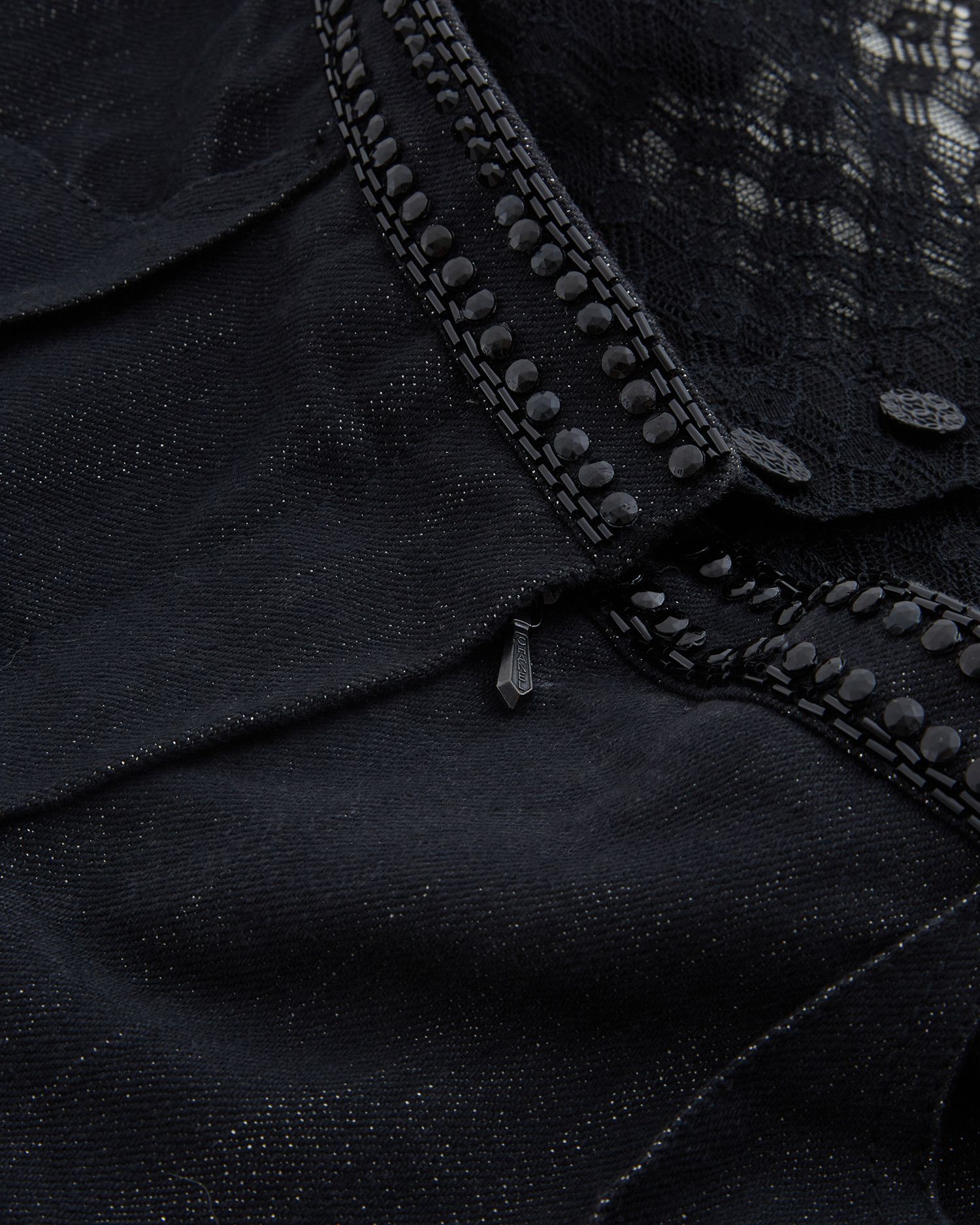 Chanel × Karl Lagerfeld S/S 2004 blue embellished metallic gun & lace denim pants Size 28" / US 6 / IT 42 - 9 Thumbnail