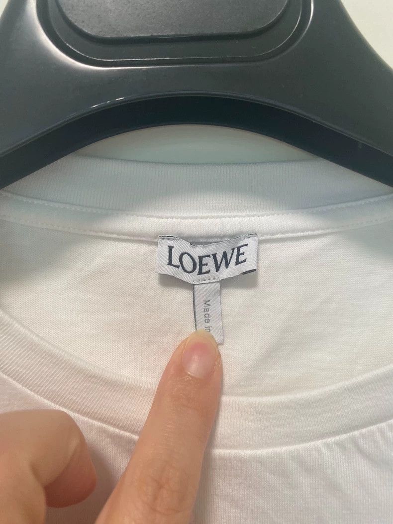 Loewe LOEWE White short sleeves with exquisite oil print pattern Size XS / US 0-2 / IT 36-38 - 5 Thumbnail