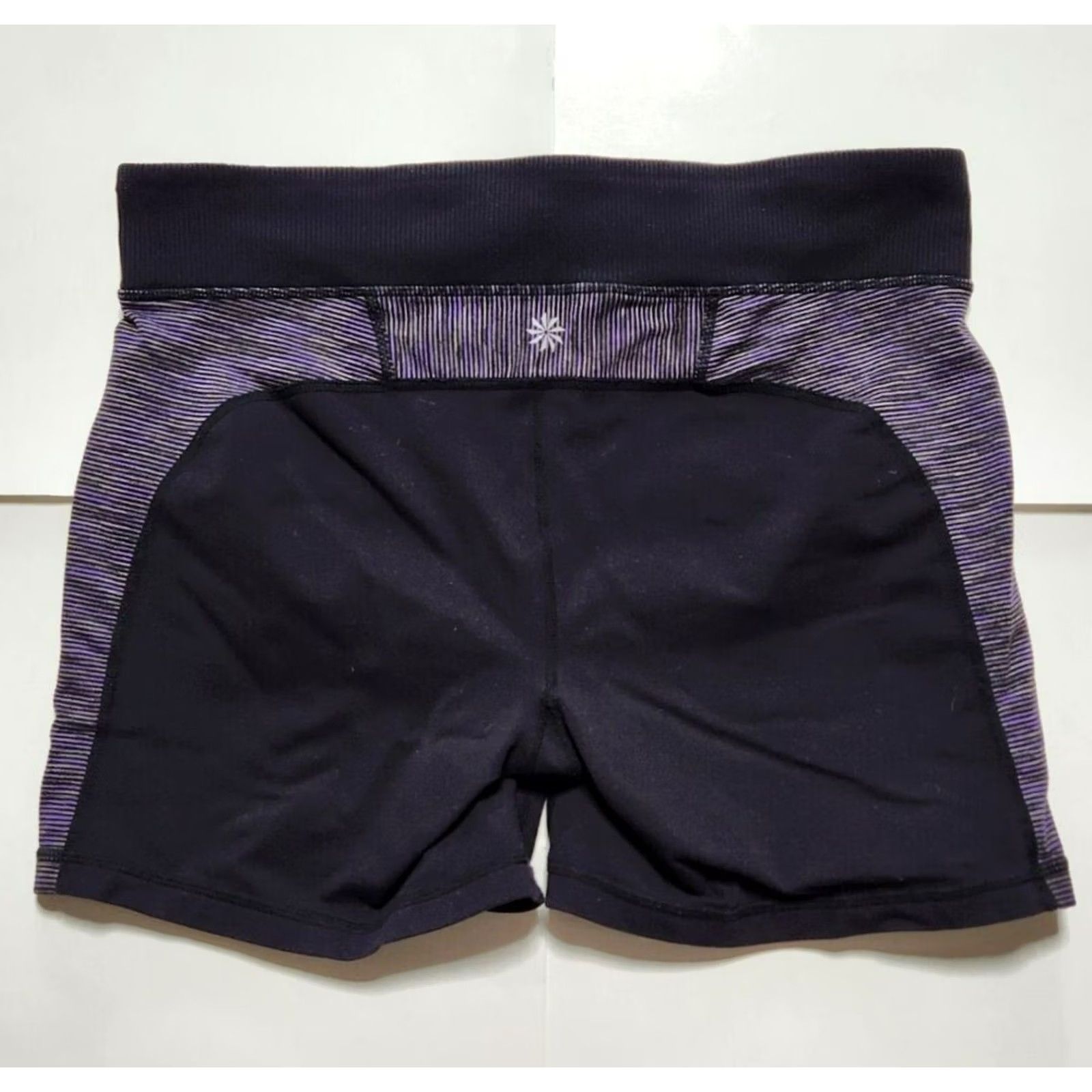 Athleta Athleta Womens L Shorts Activewear Bottoms Elastic Waist Spandex Black Size 36" / US 14 / IT 50 - 2 Thumbnail