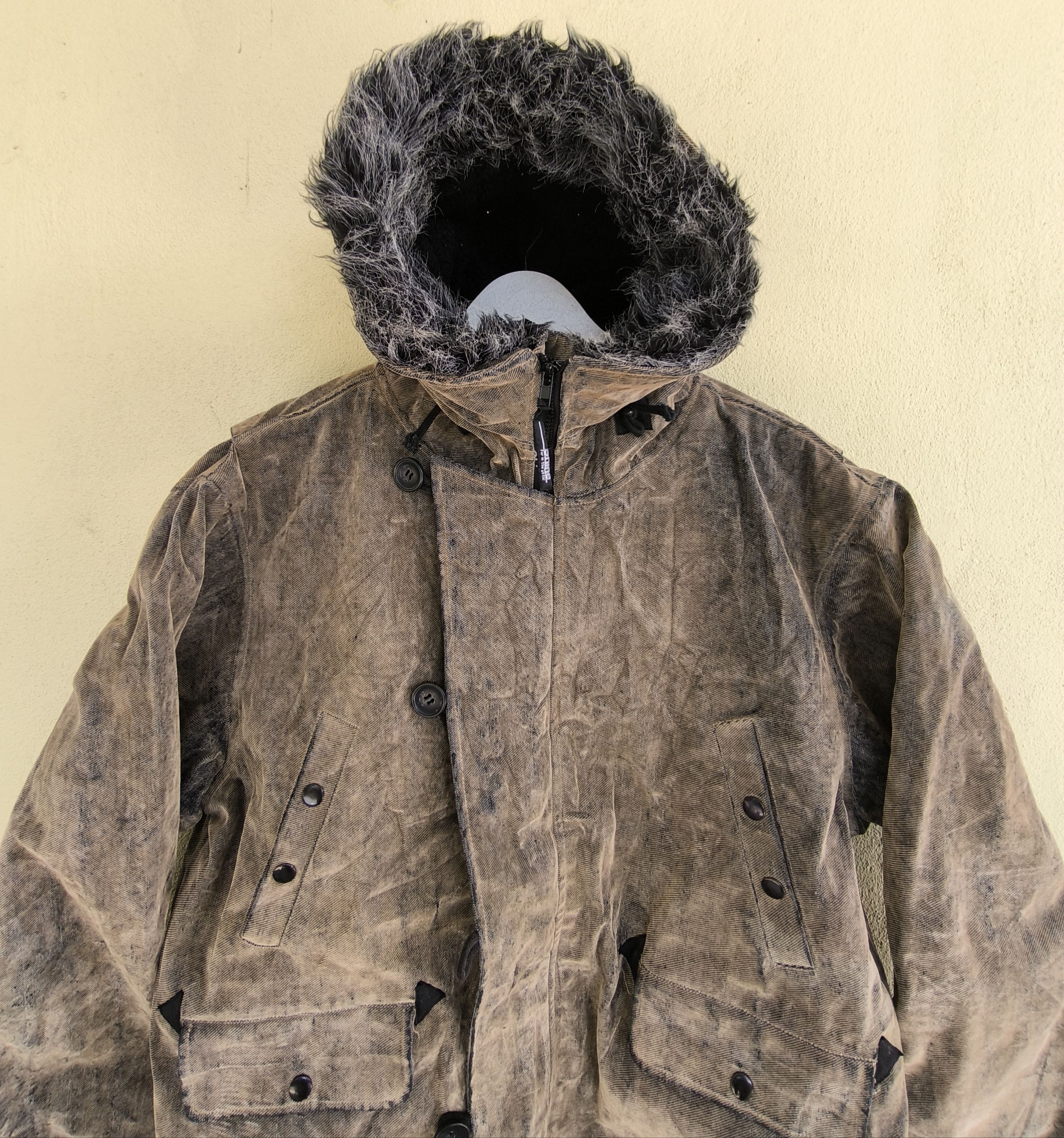 In The Attic IN THE ATTIC fur hoodie distressed waxed jacket Size US L / EU 52-54 / 3 - 2 Thumbnail