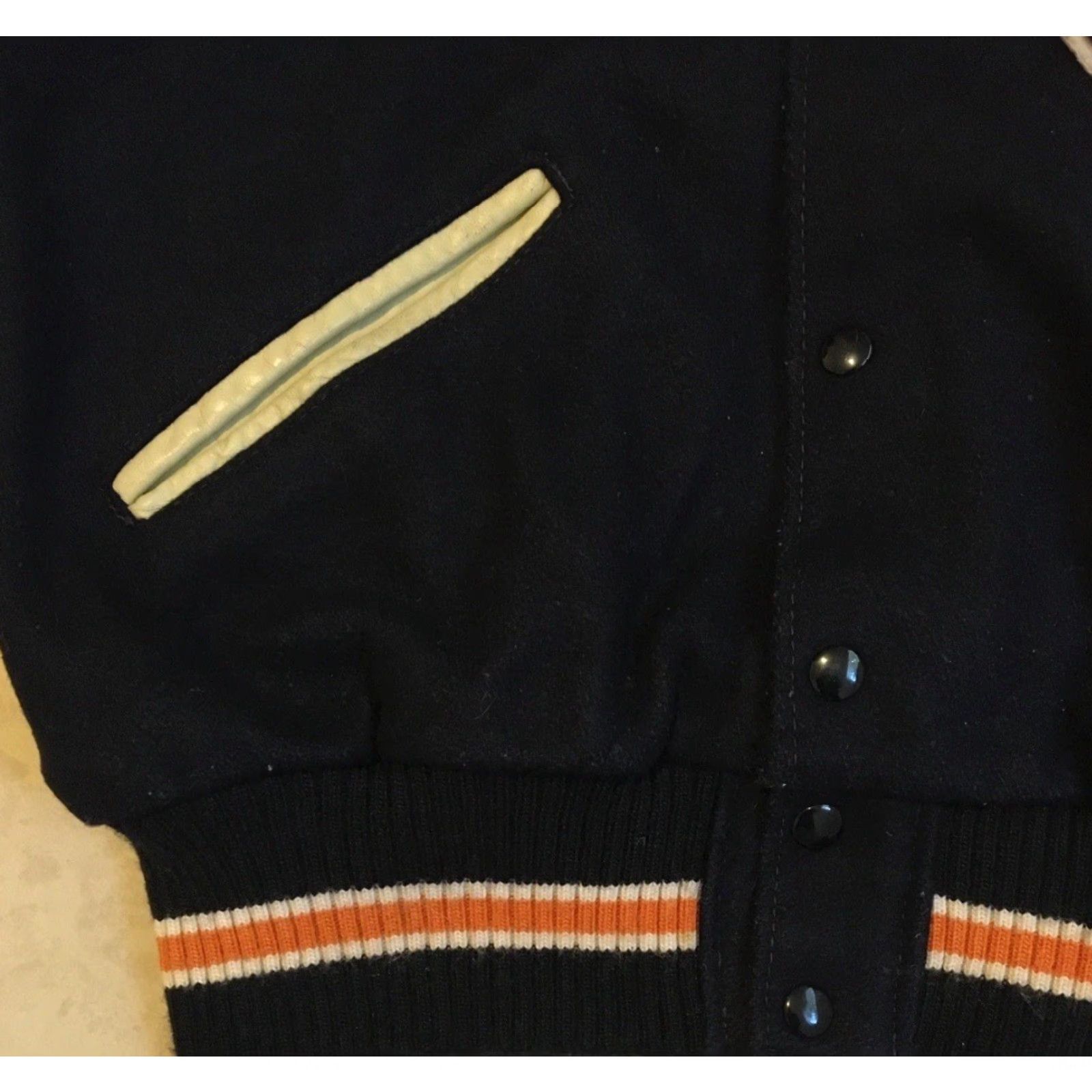 Vintage Vtg 80s Faded Varsity Letterman Jacket 42 USA School Football Track PE Grunge 70 Size US XS / EU 42 / 0 - 7 Thumbnail