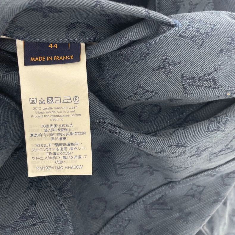 Louis Vuitton Louis Vuitton Blue denim jacket with full logo jacket 2501- Size US S / EU 44-46 / 1 - 5 Thumbnail