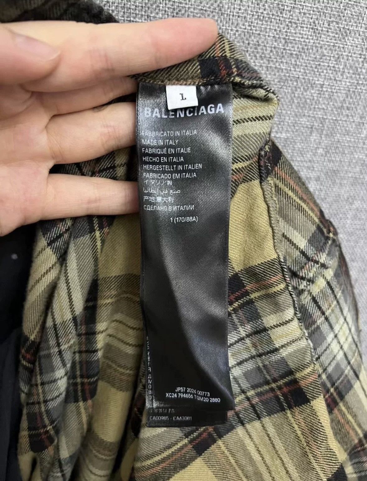 Balenciaga Balenciaga shirt Size US L / EU 52-54 / 3 - 6 Thumbnail
