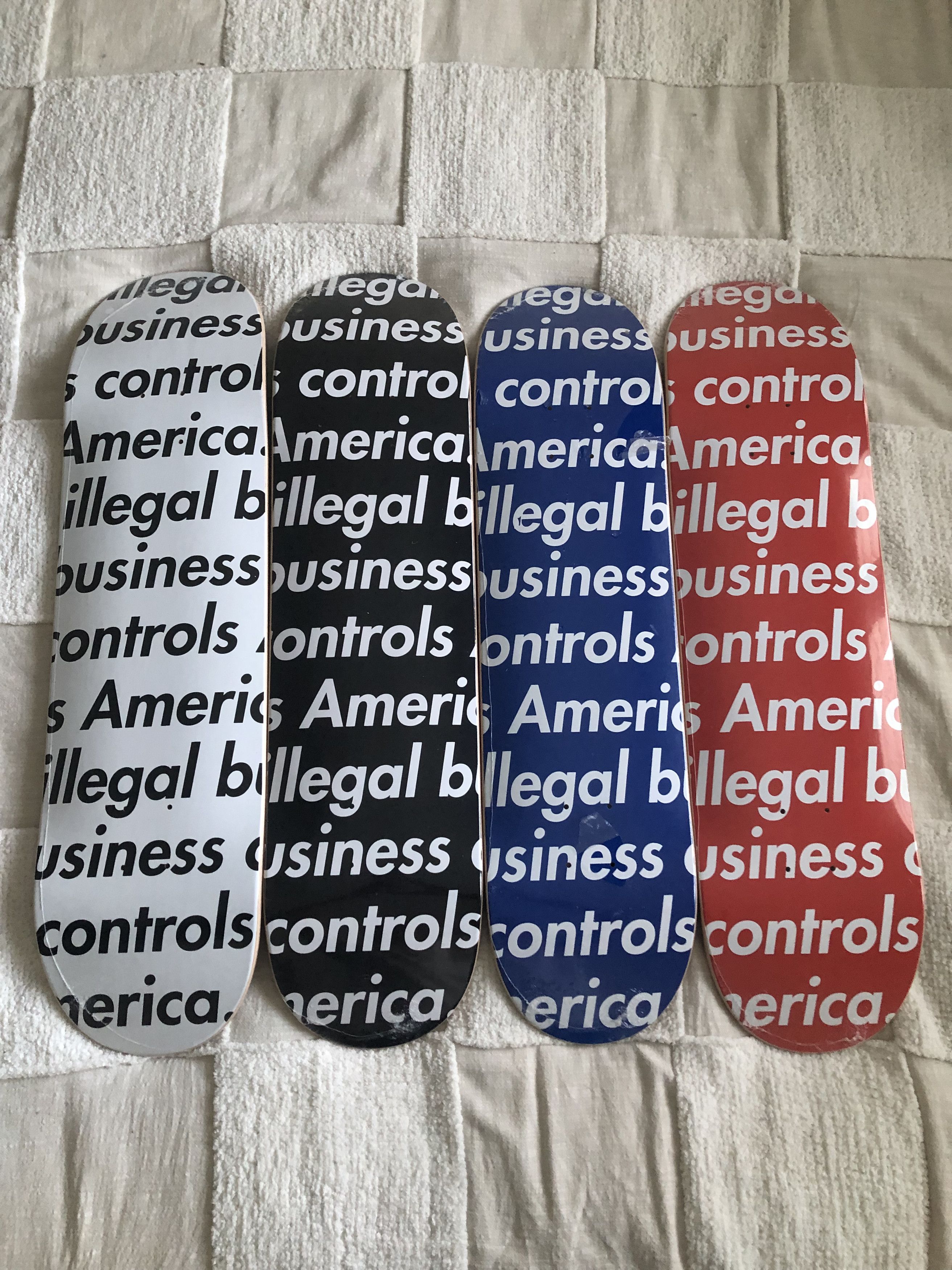 Supreme Supreme SS 2018 Illegal Business Skateboard Deck Set Size ONE SIZE - 2 Thumbnail