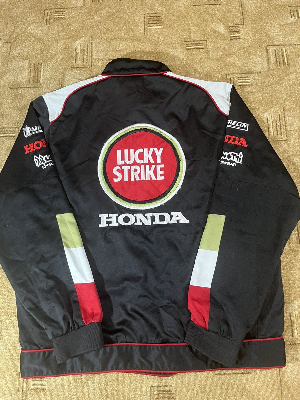 Vintage Rare vintage f1 honda lucky strike racing jacket Size US L / EU 52-54 / 3 - 4 Thumbnail